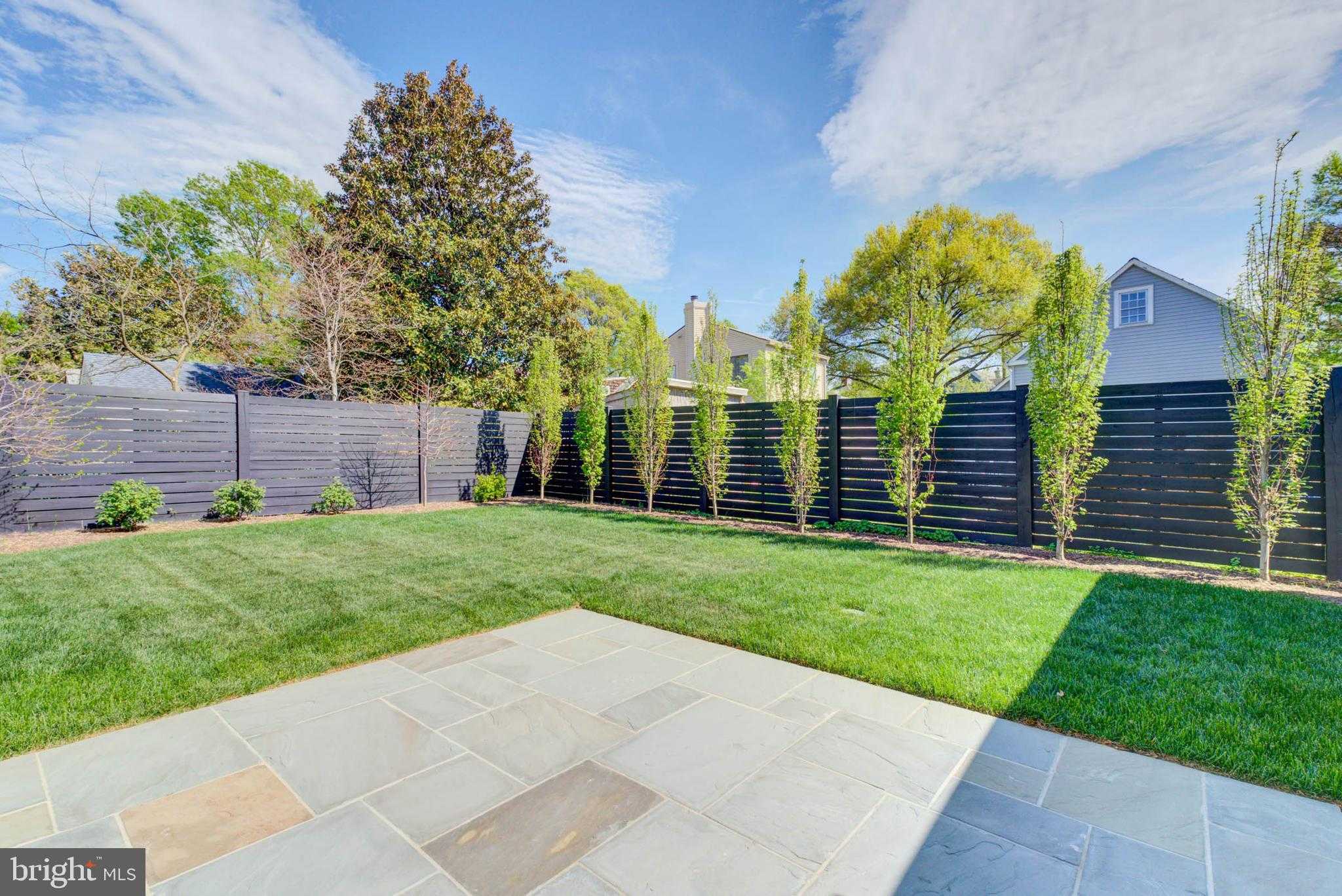 4422 Walsh St photo 76