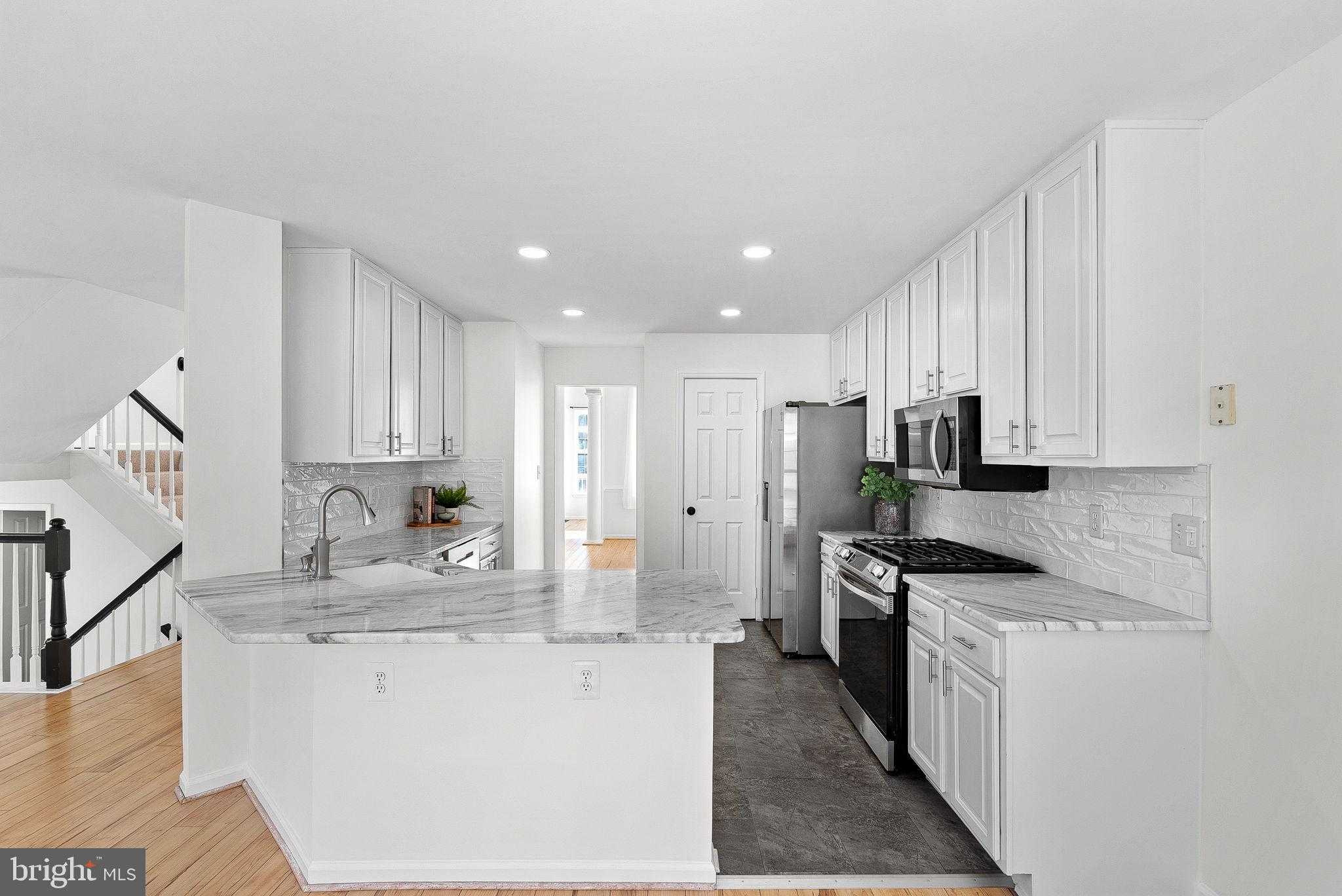 44043 Rising Sun Ter photo 23