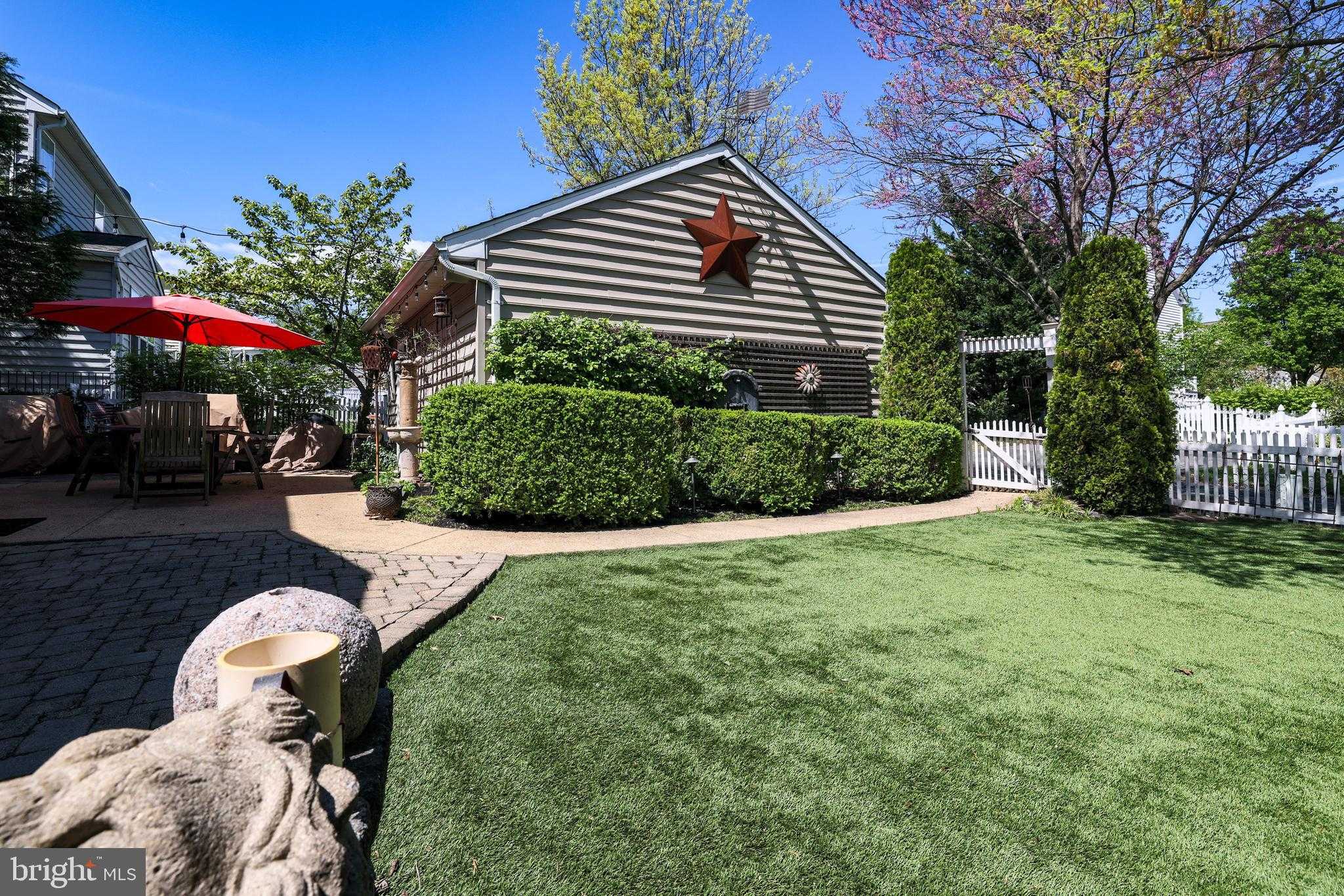 42900 Kirkland St photo 51