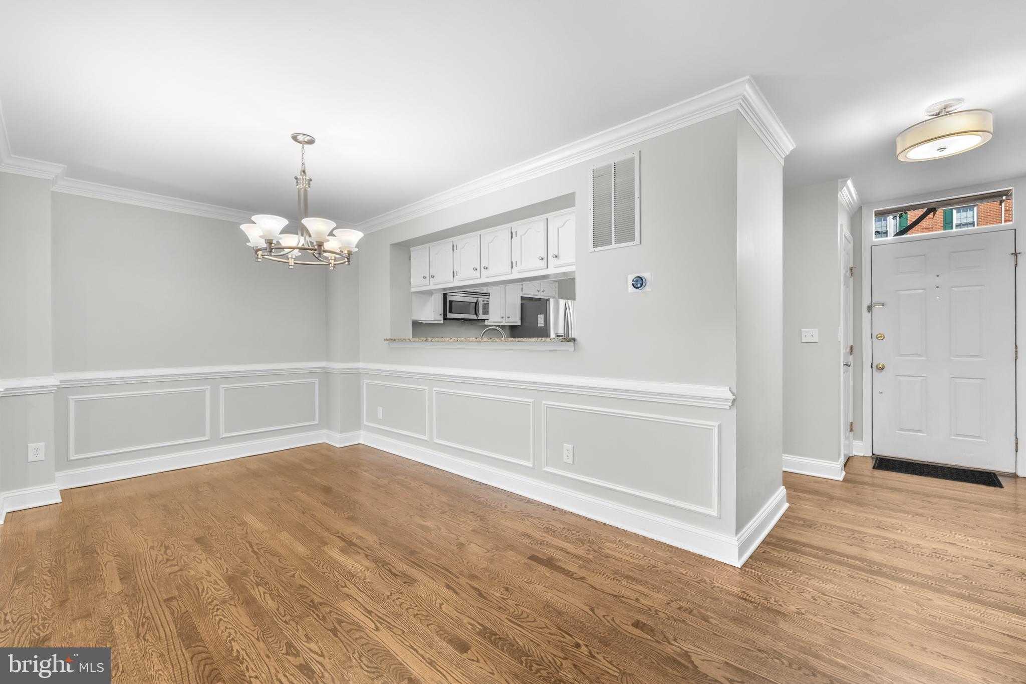 6491 Milva Ln photo 5