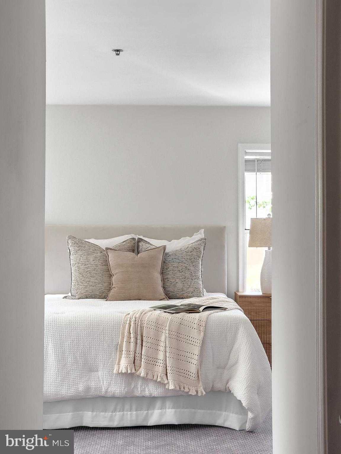 3179 Summit Square Dr # 2c4 photo 26