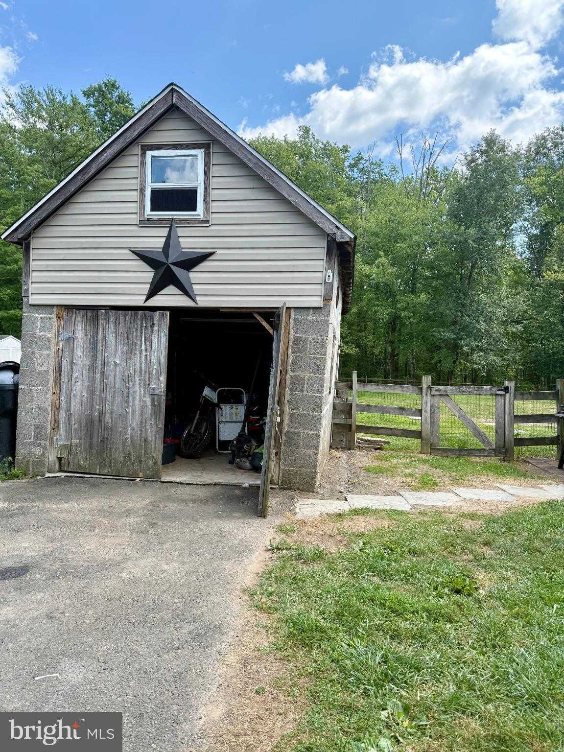 1312 Bridgeton Hill Rd photo 12