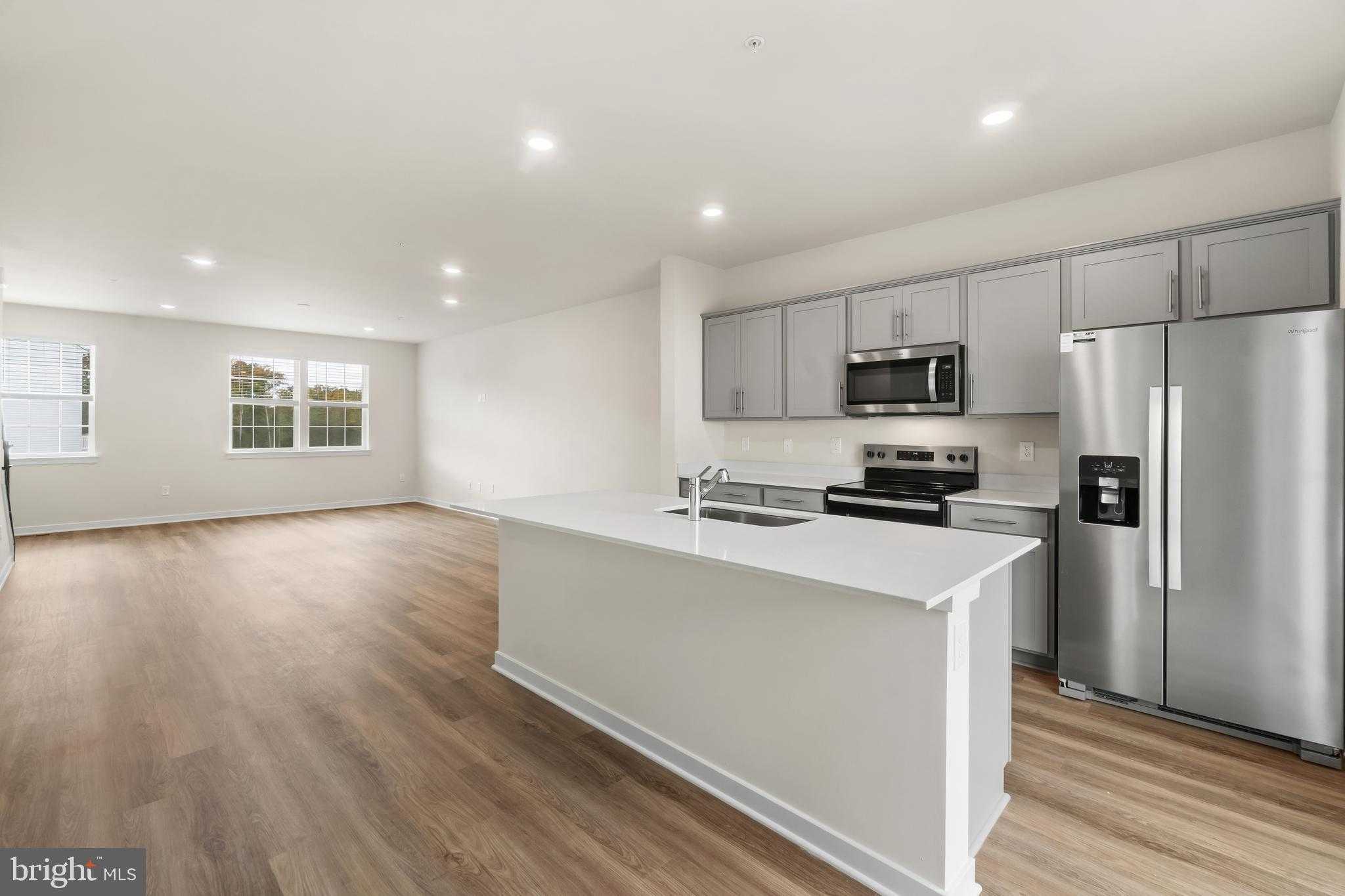 216 Soft Rush Ln photo 11