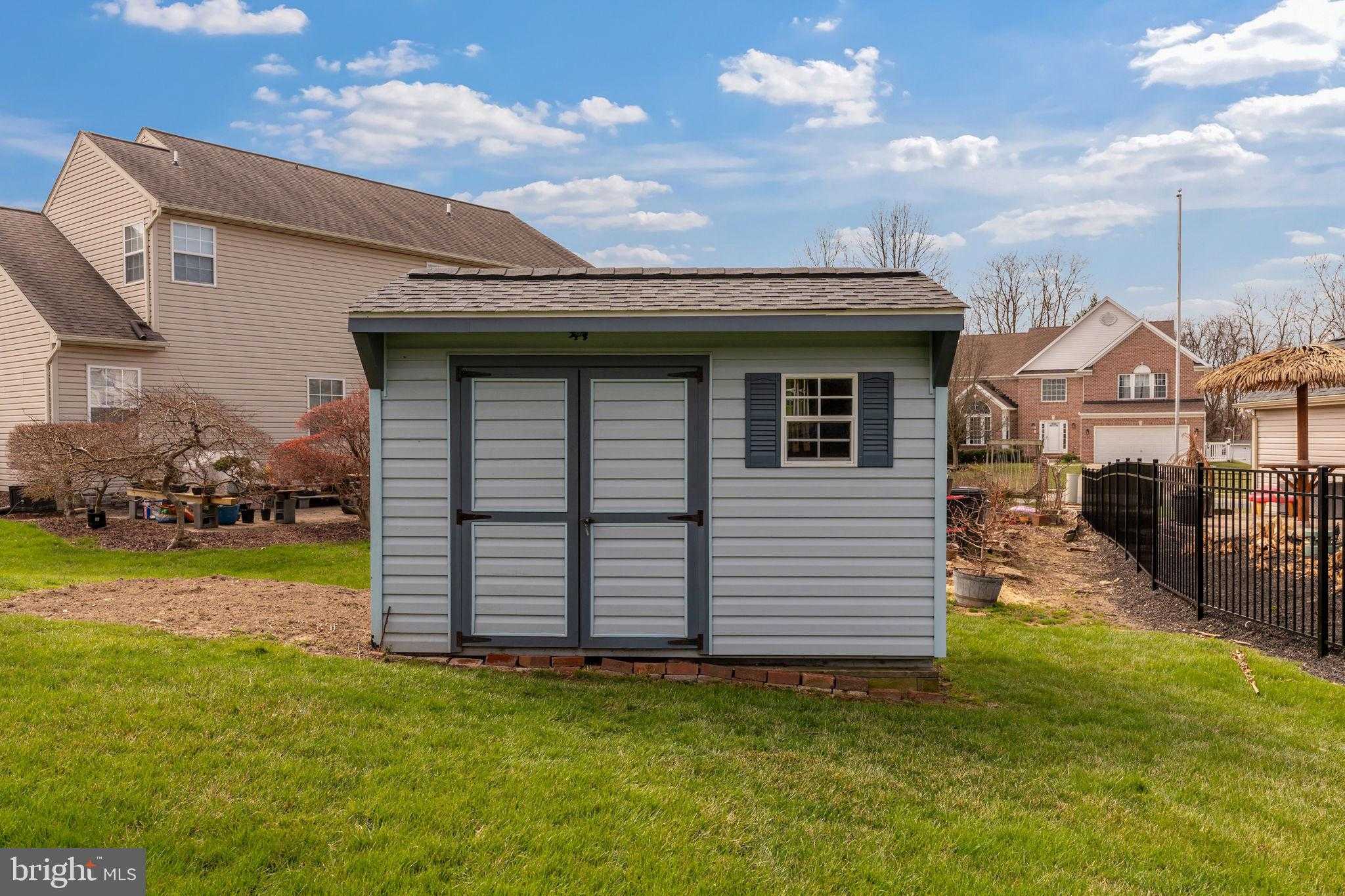 116 Hibiscus CT photo 46