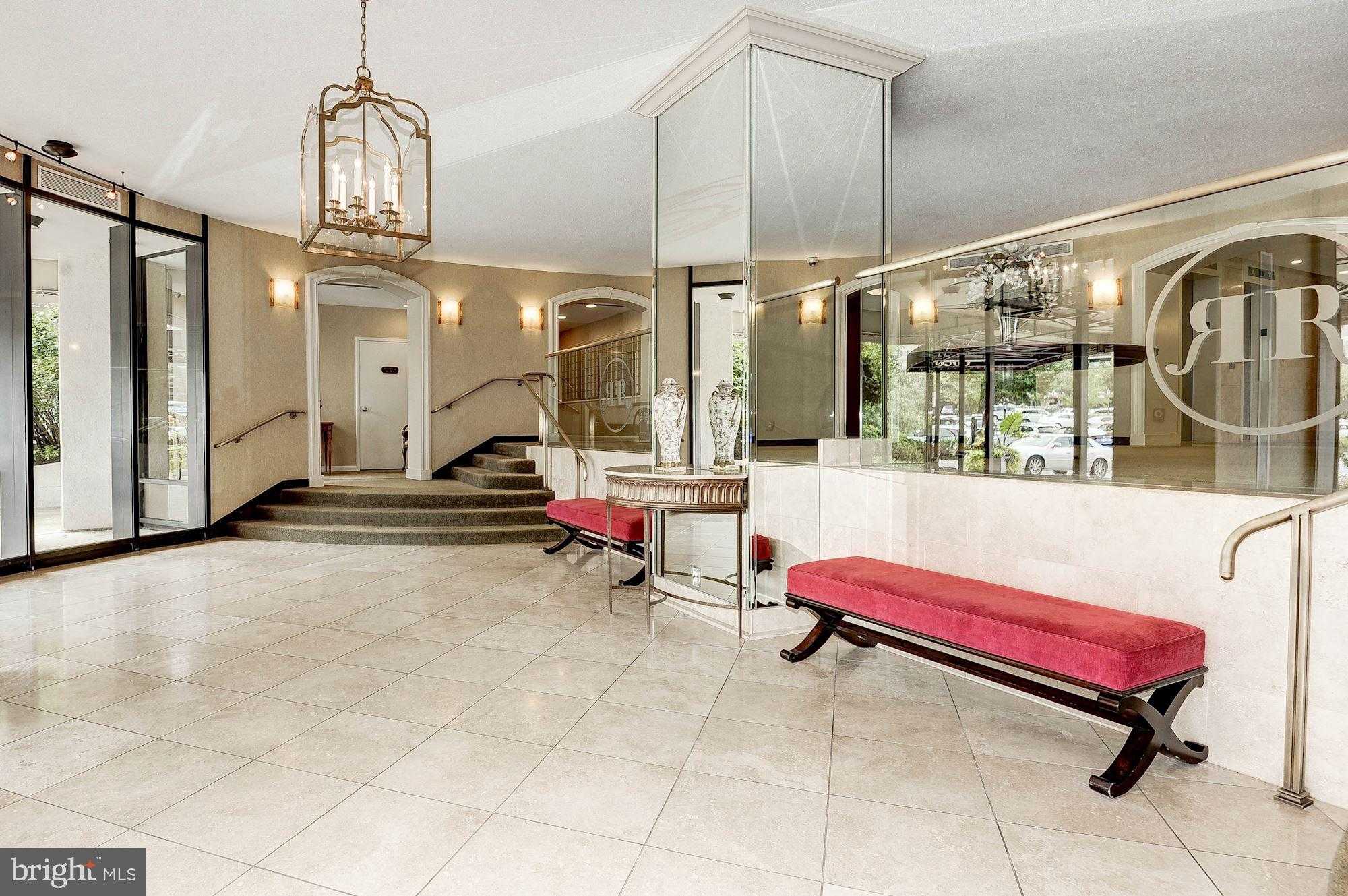 8340 Greensboro Dr Unit 425 photo 34