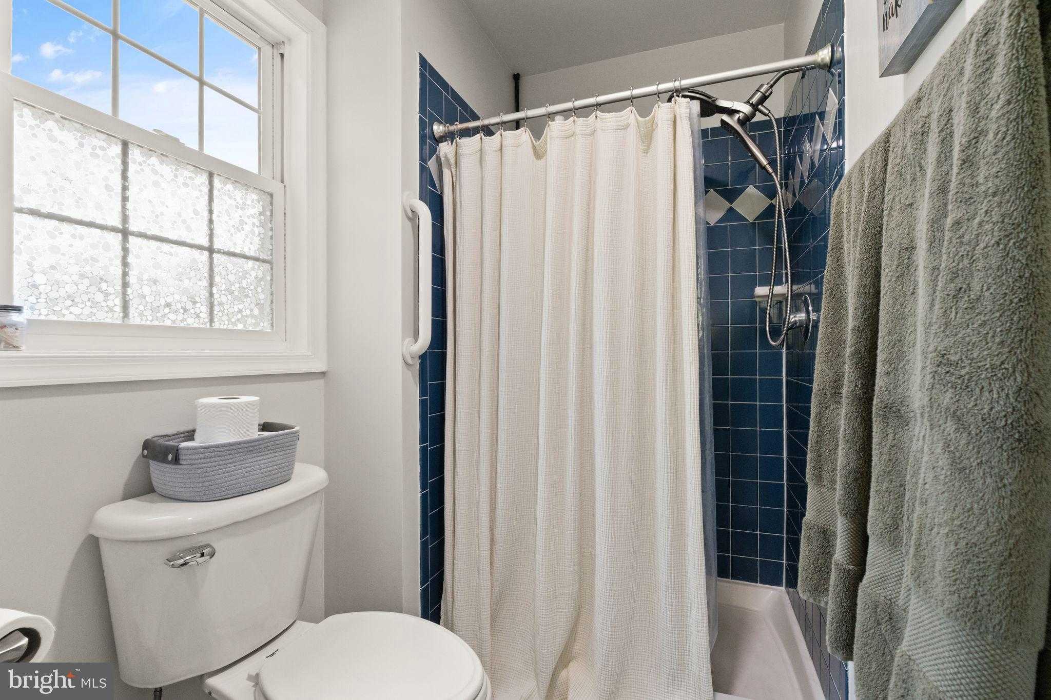 126 Fox Chase Dr photo 26