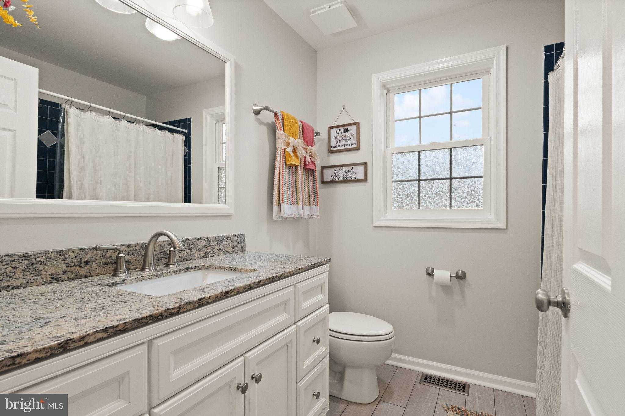 126 Fox Chase Dr photo 33