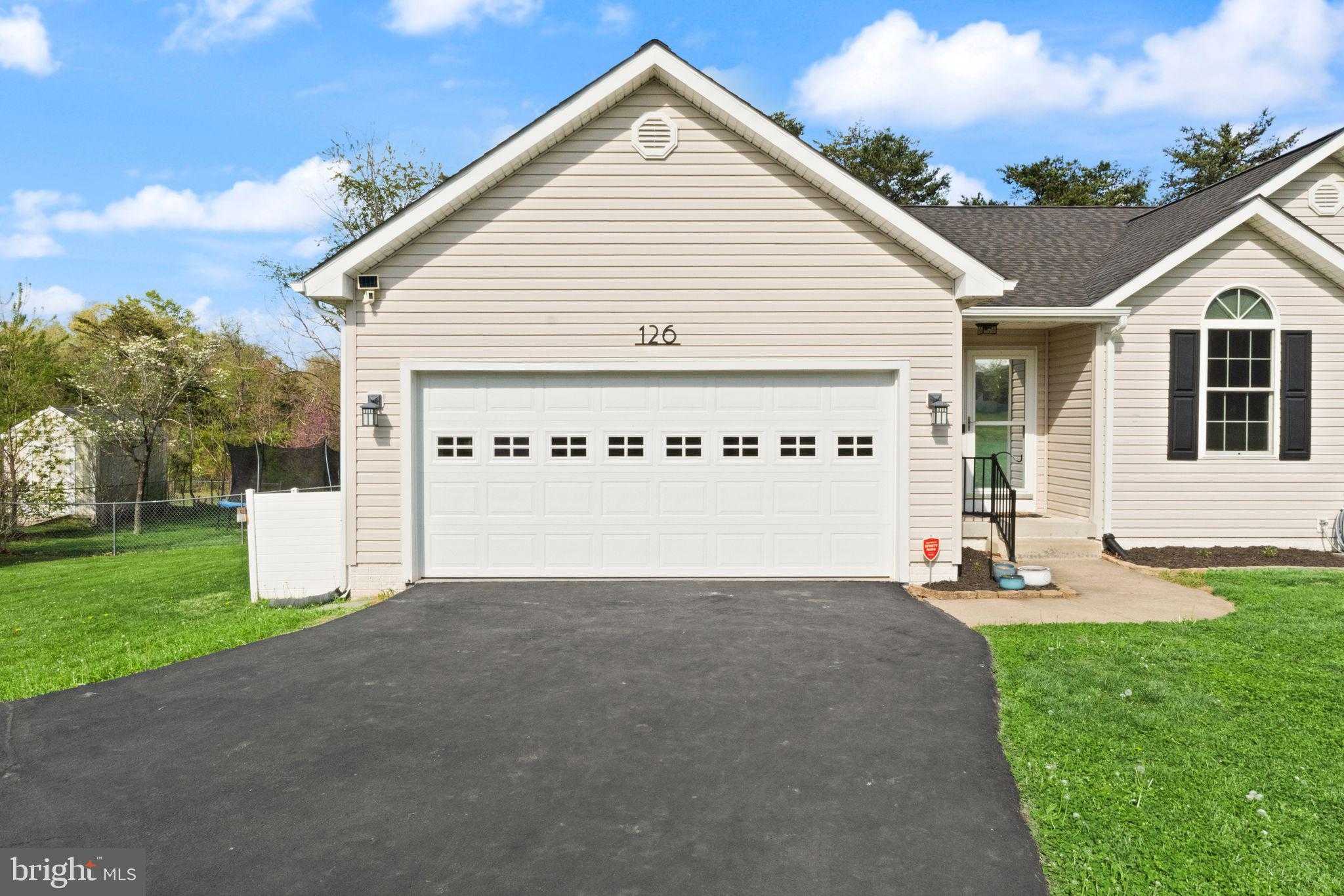 126 Fox Chase Dr photo 74