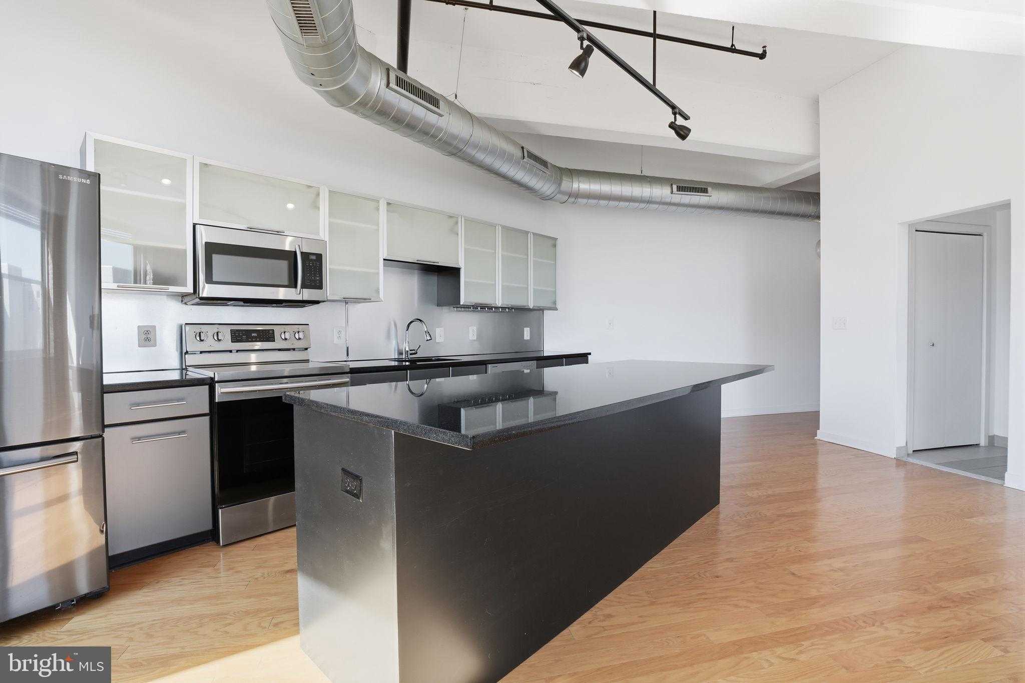 444 N 4th St Unit 407 photo 11