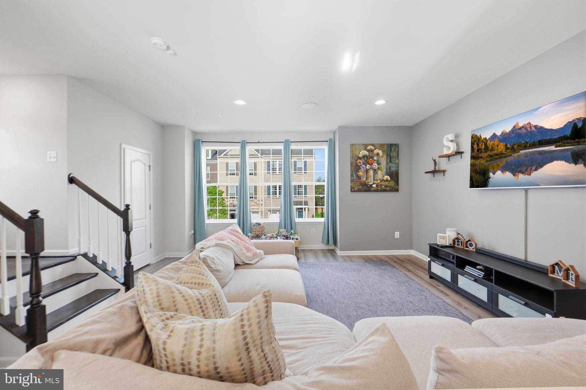 3410 Gentle Breeze Dr photo 18