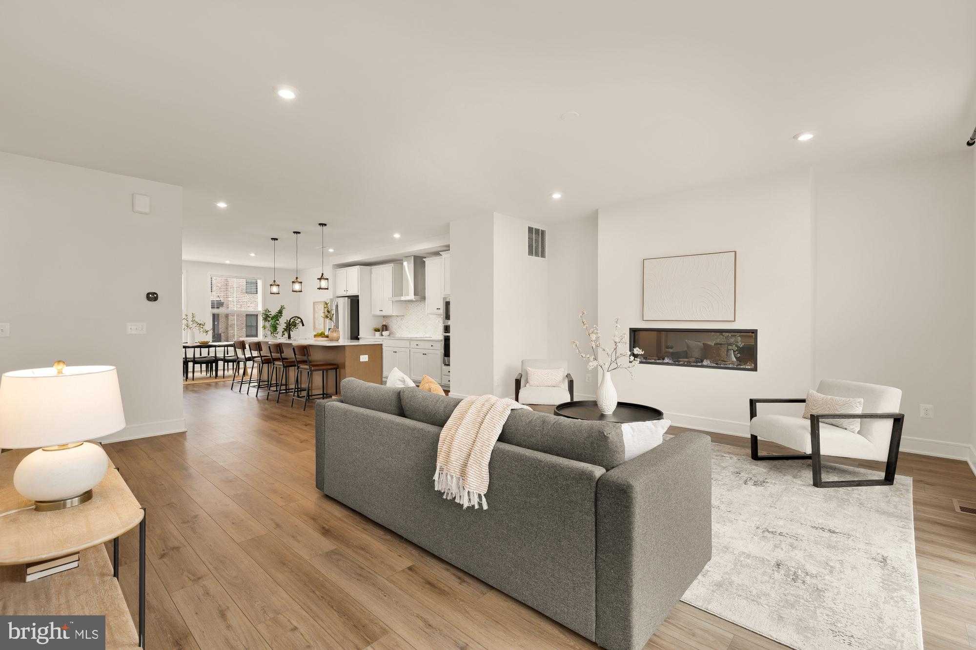 21767 Dollis Hill Ter photo 2