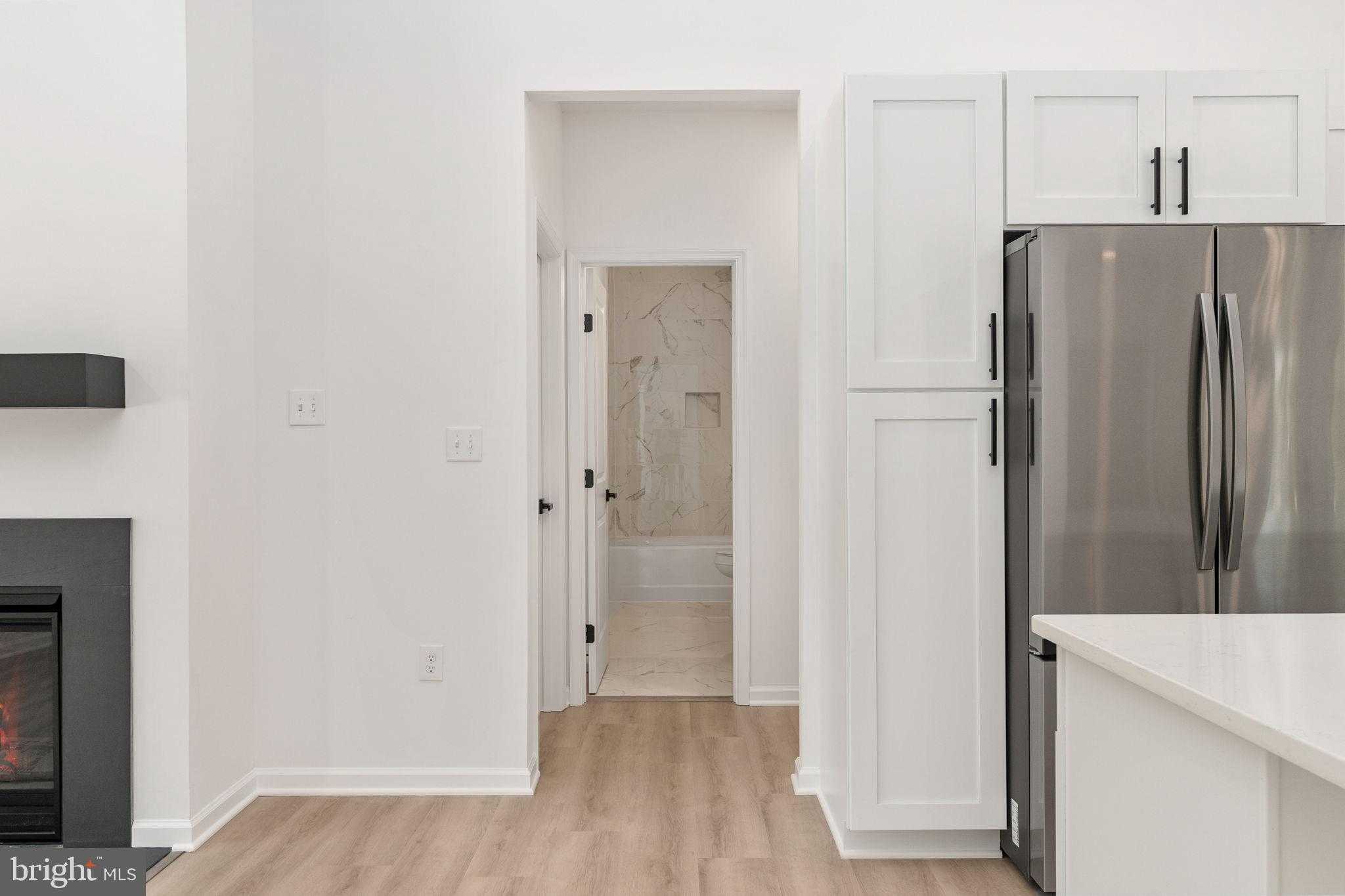 10130 Captains Way photo 10