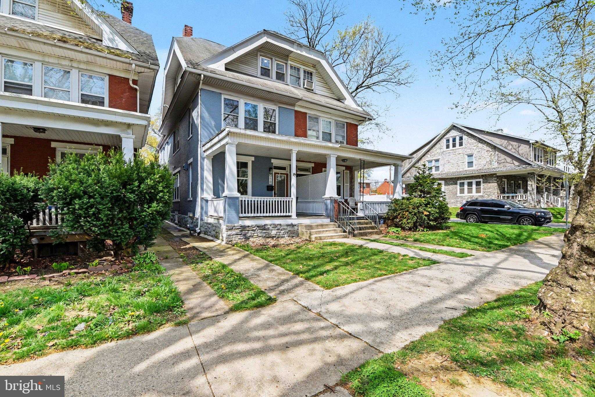 918 N 16th St photo 2