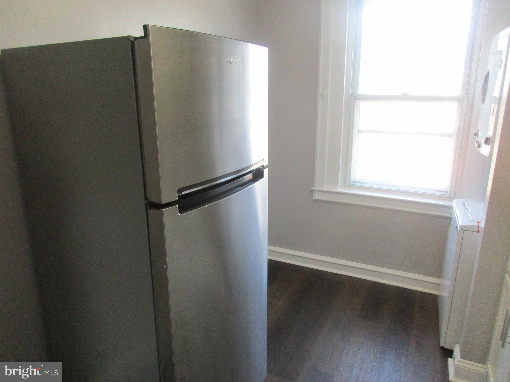 3558 Juneway photo 8