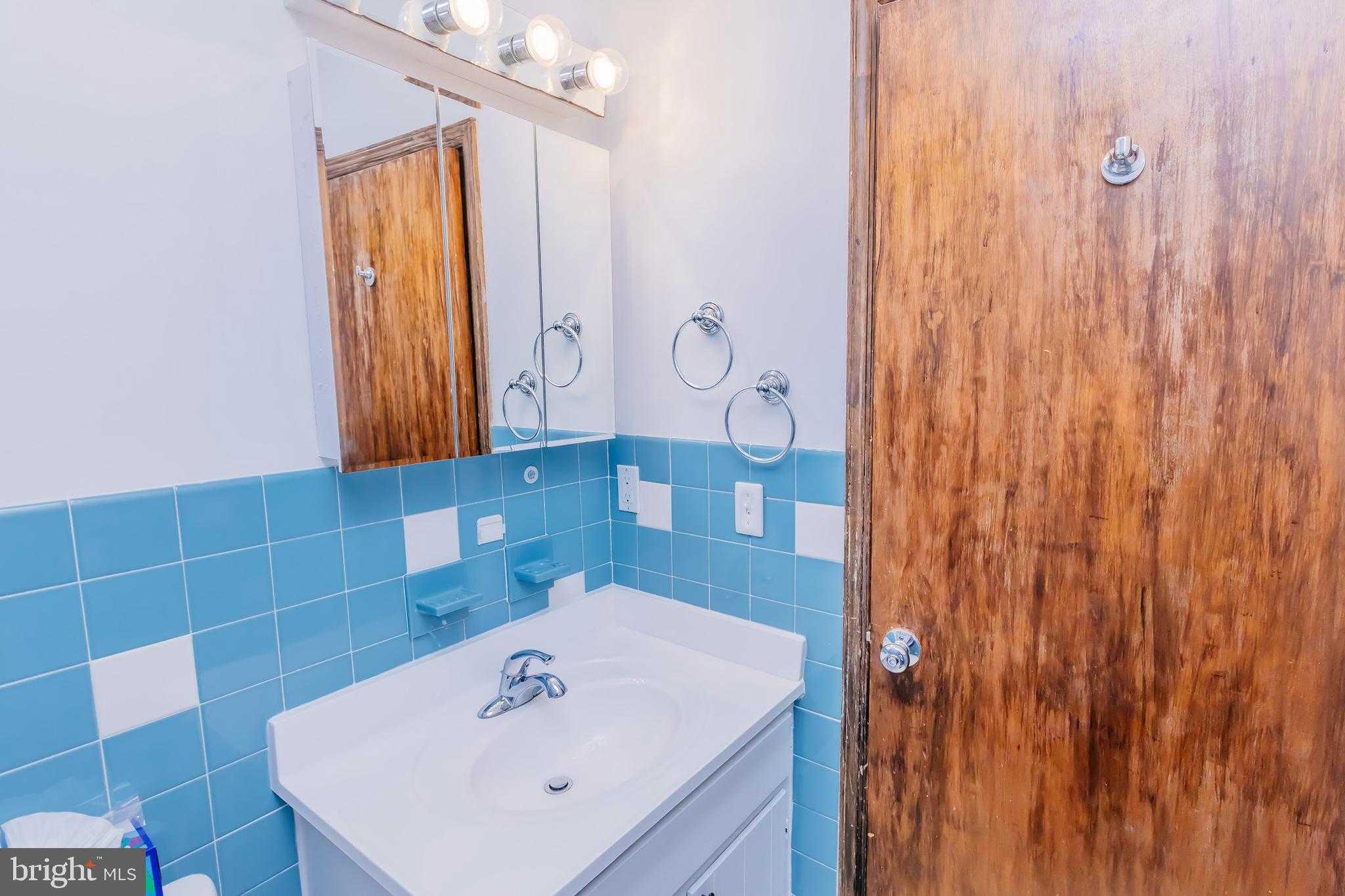 327 Lincoln Ave photo 33