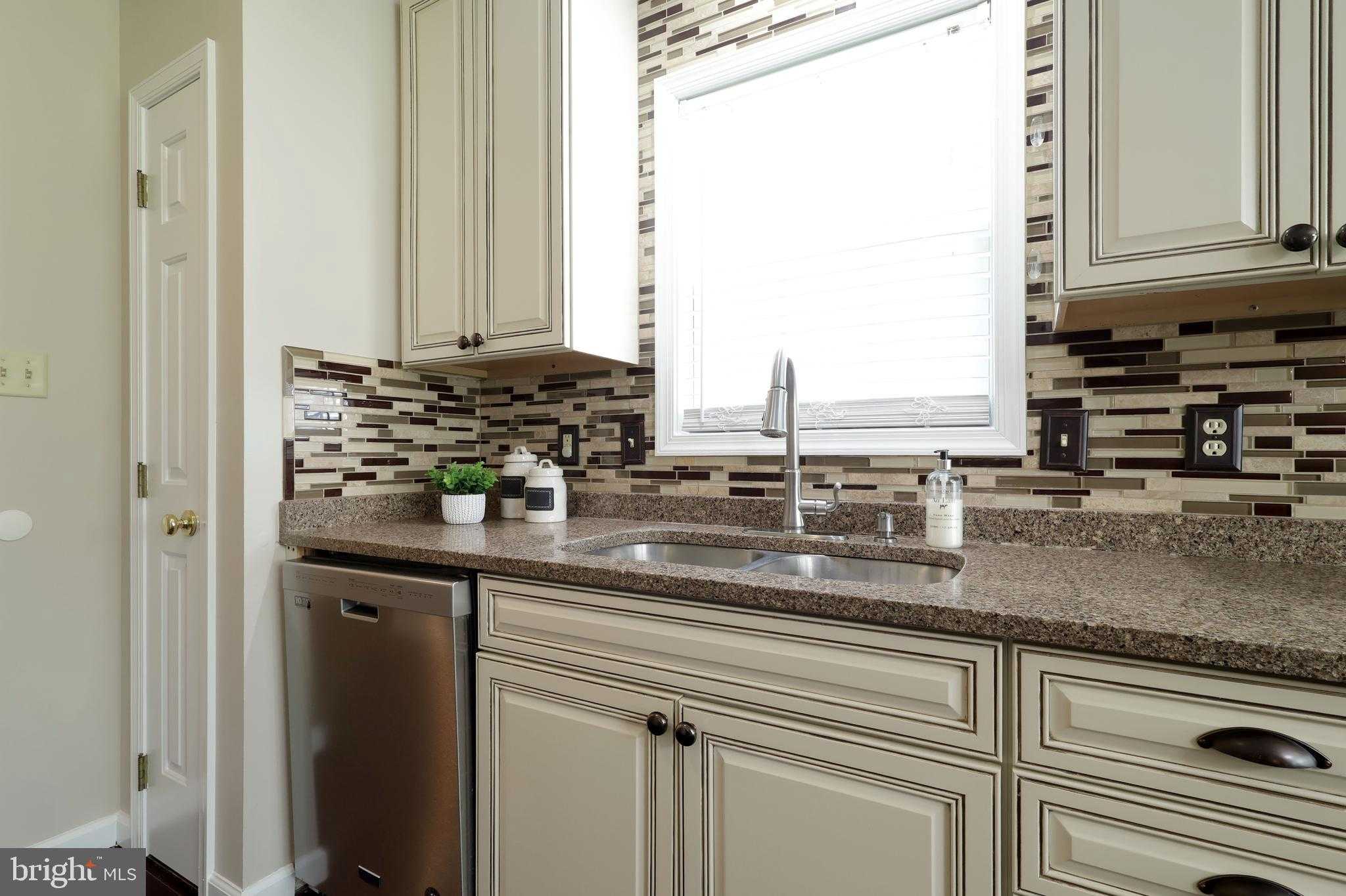 796 Tanager Dr photo 15