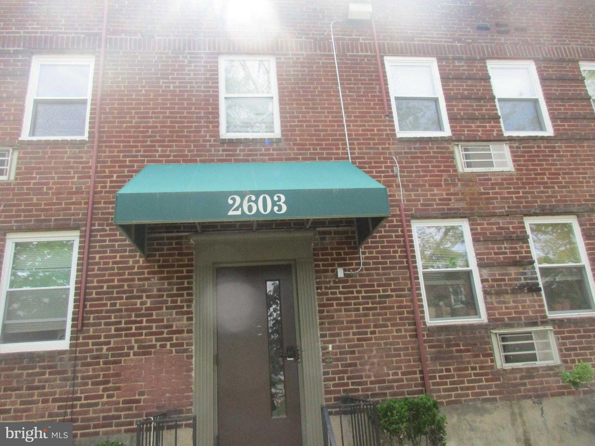 2613 Fairview Ave photo 2