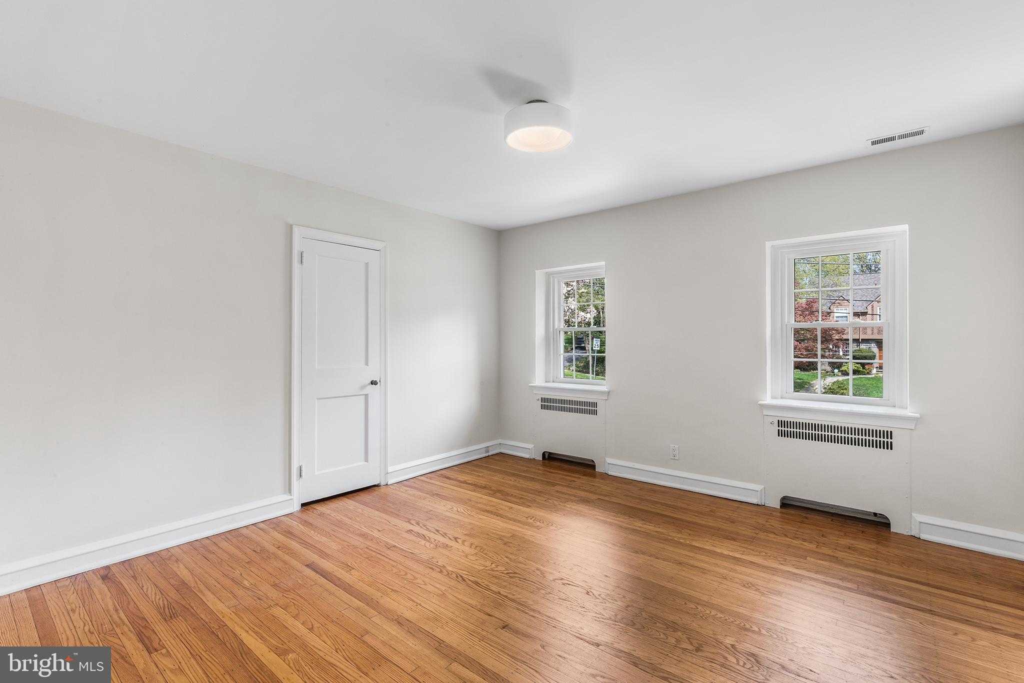 86 E Princeton Rd photo 28