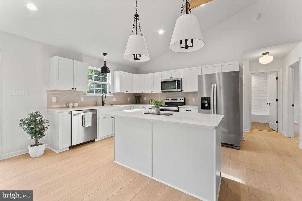 95 Woodland Shores Dr photo 12