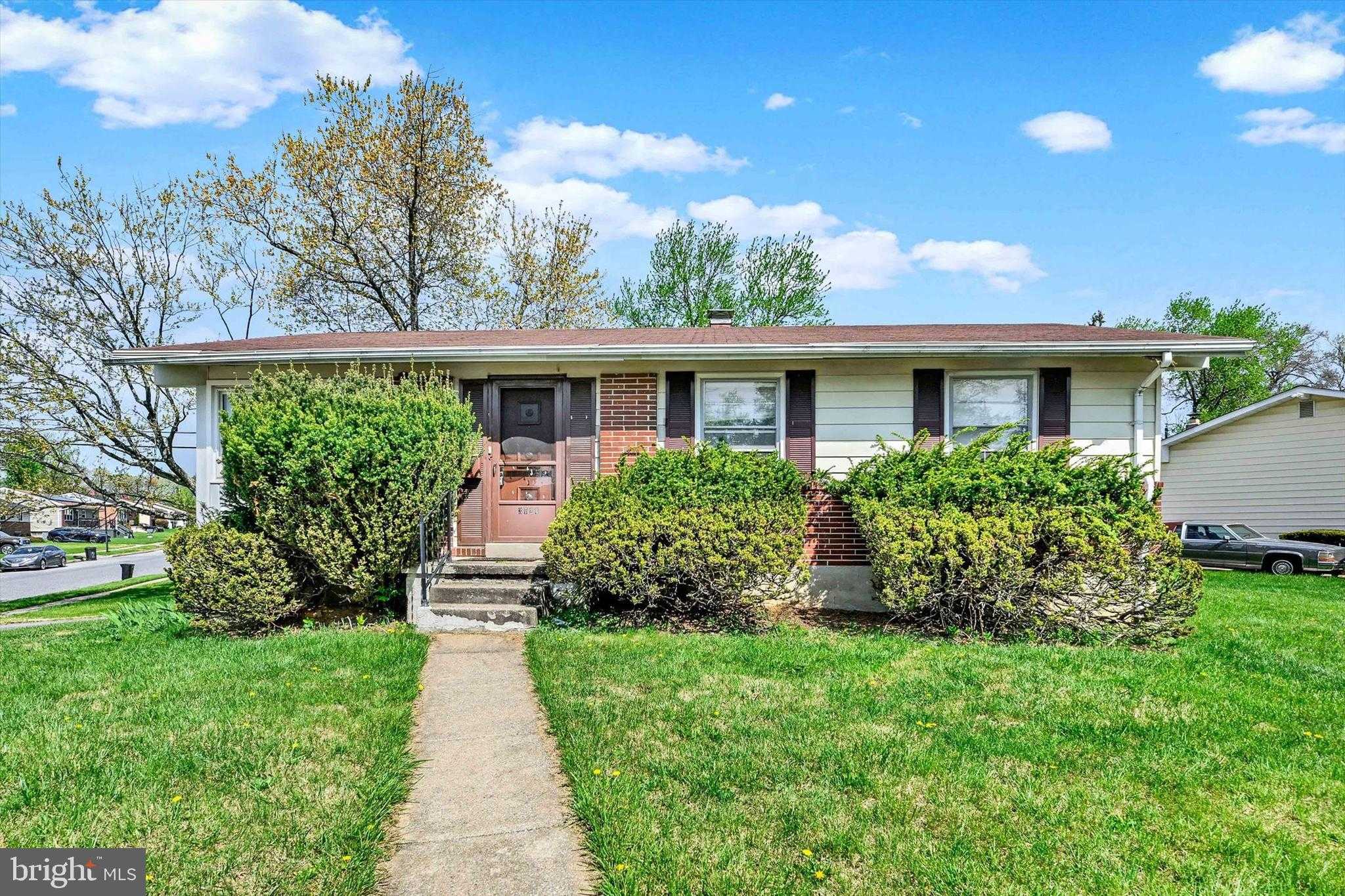 3724 Parkfield Rd photo 2