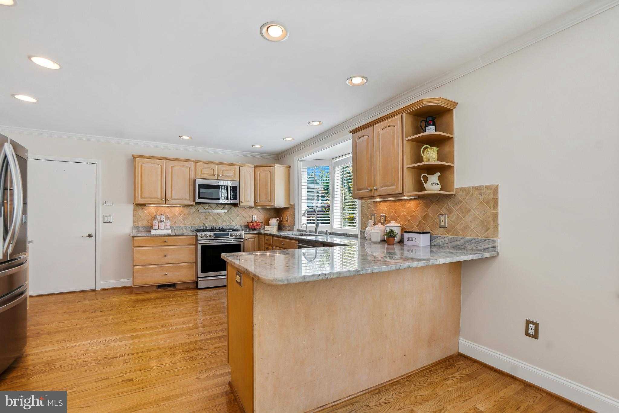 2004 Swan Ter photo 10