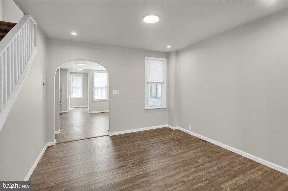 218 Lehman St photo 8