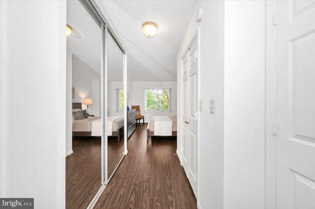 14805 Pennfield Cir Apt 205 photo 23