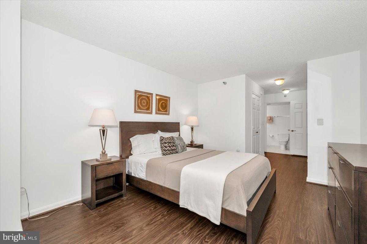 14805 Pennfield Cir Apt 205 photo 26