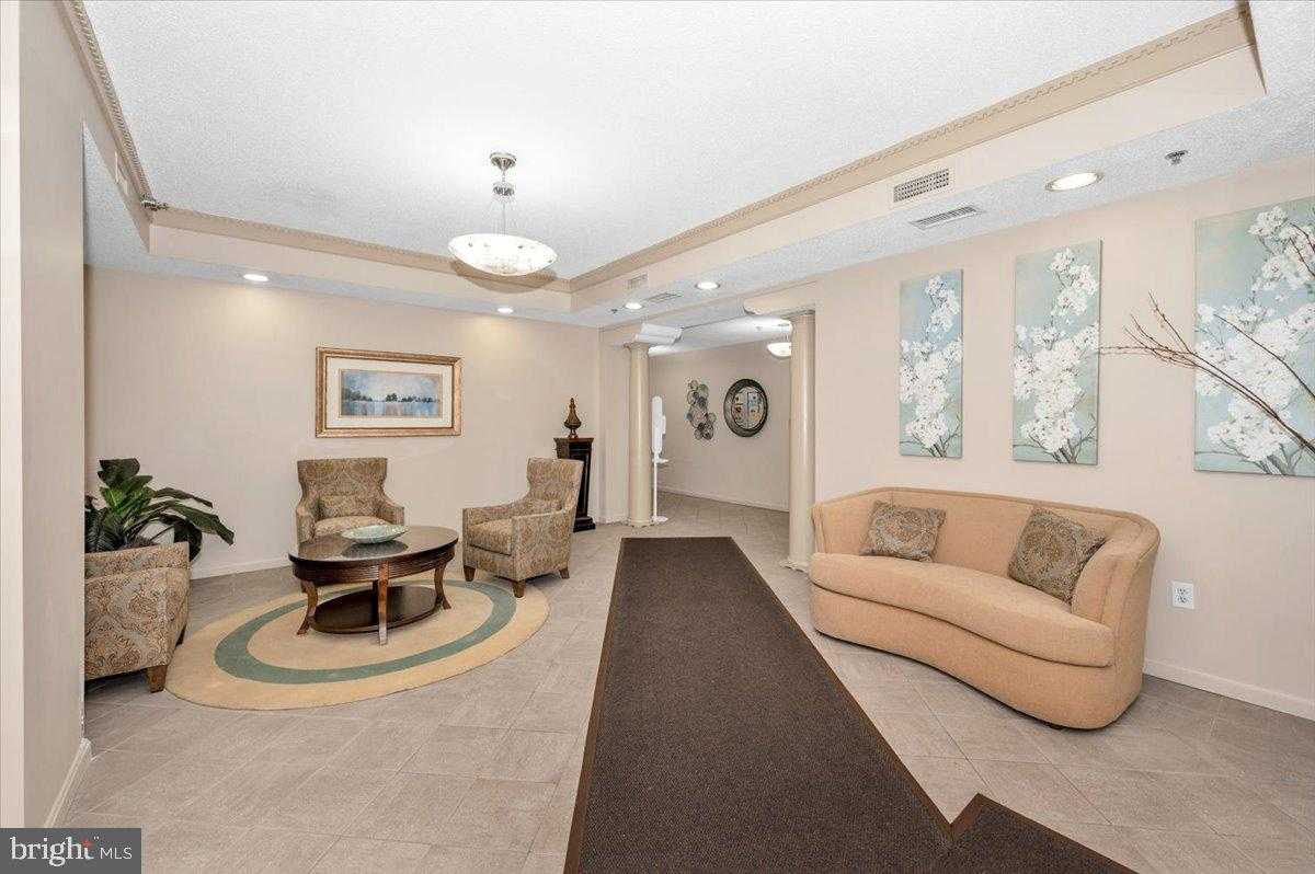 14805 Pennfield Cir Apt 205 photo 4