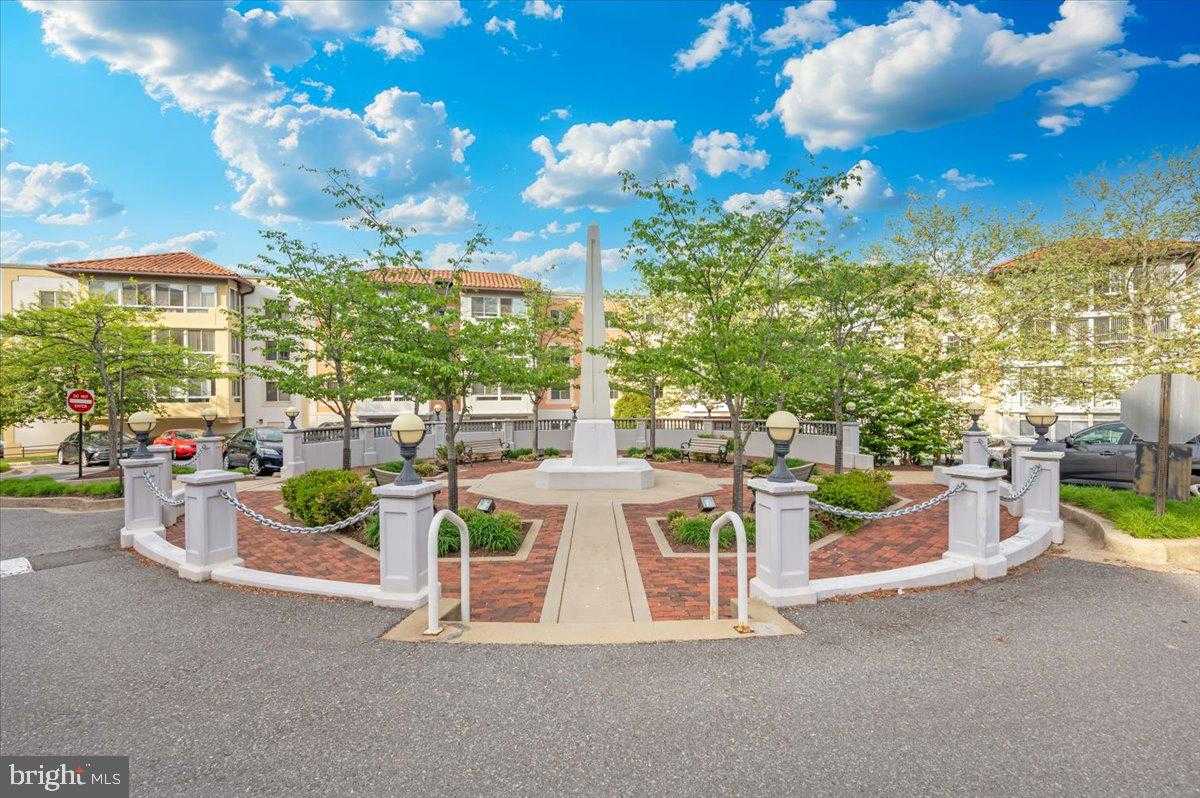 14805 Pennfield Cir Apt 205 photo 40