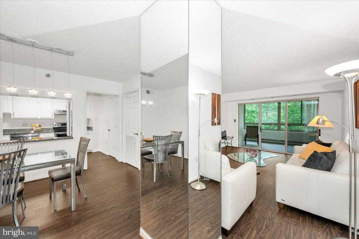 14805 Pennfield Cir Apt 205 photo 7