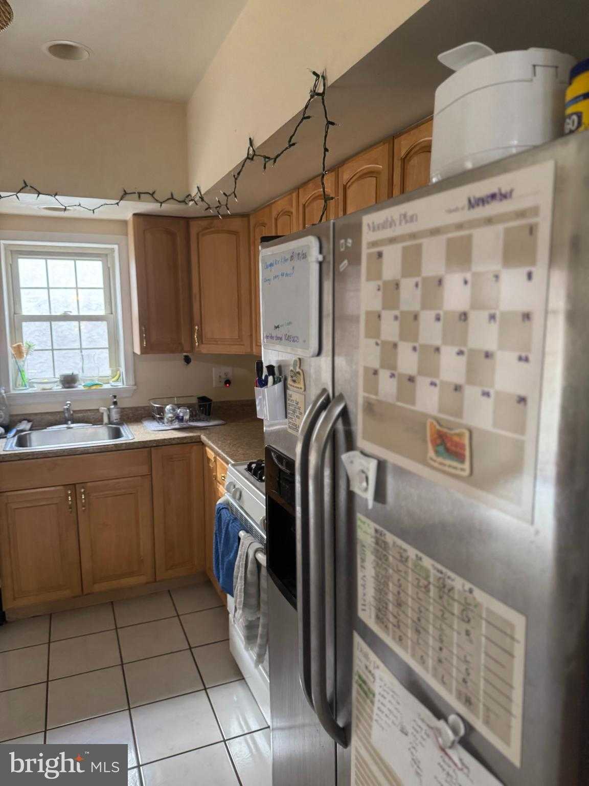 1937 Bainbridge St photo 6