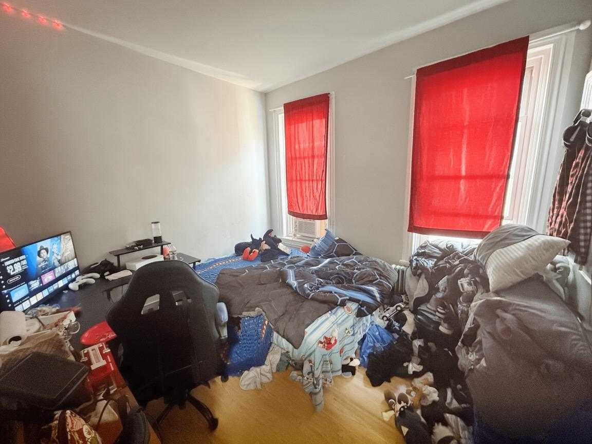 1529 N 54th St photo 14