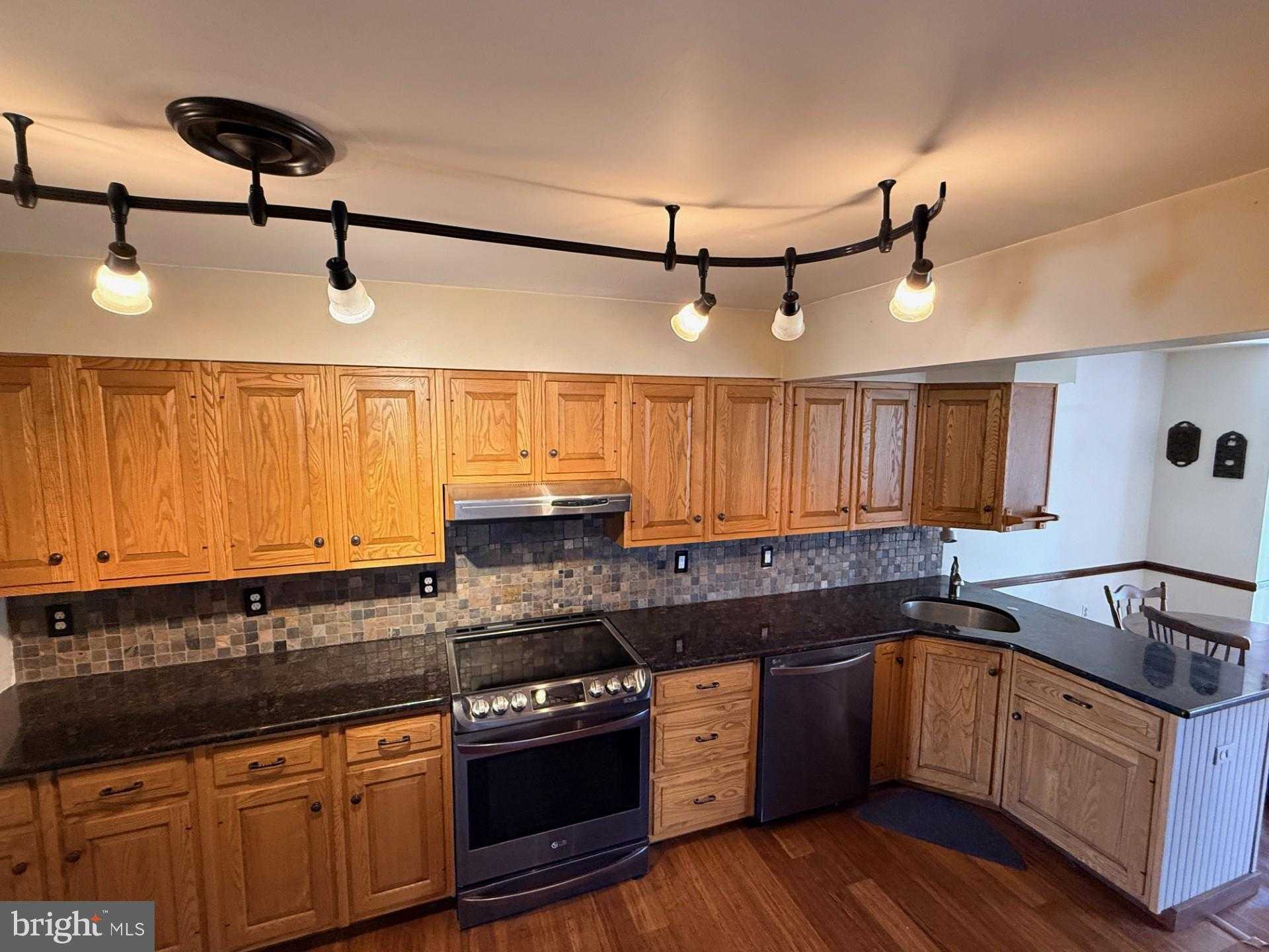 1831 Jill Rd photo 11