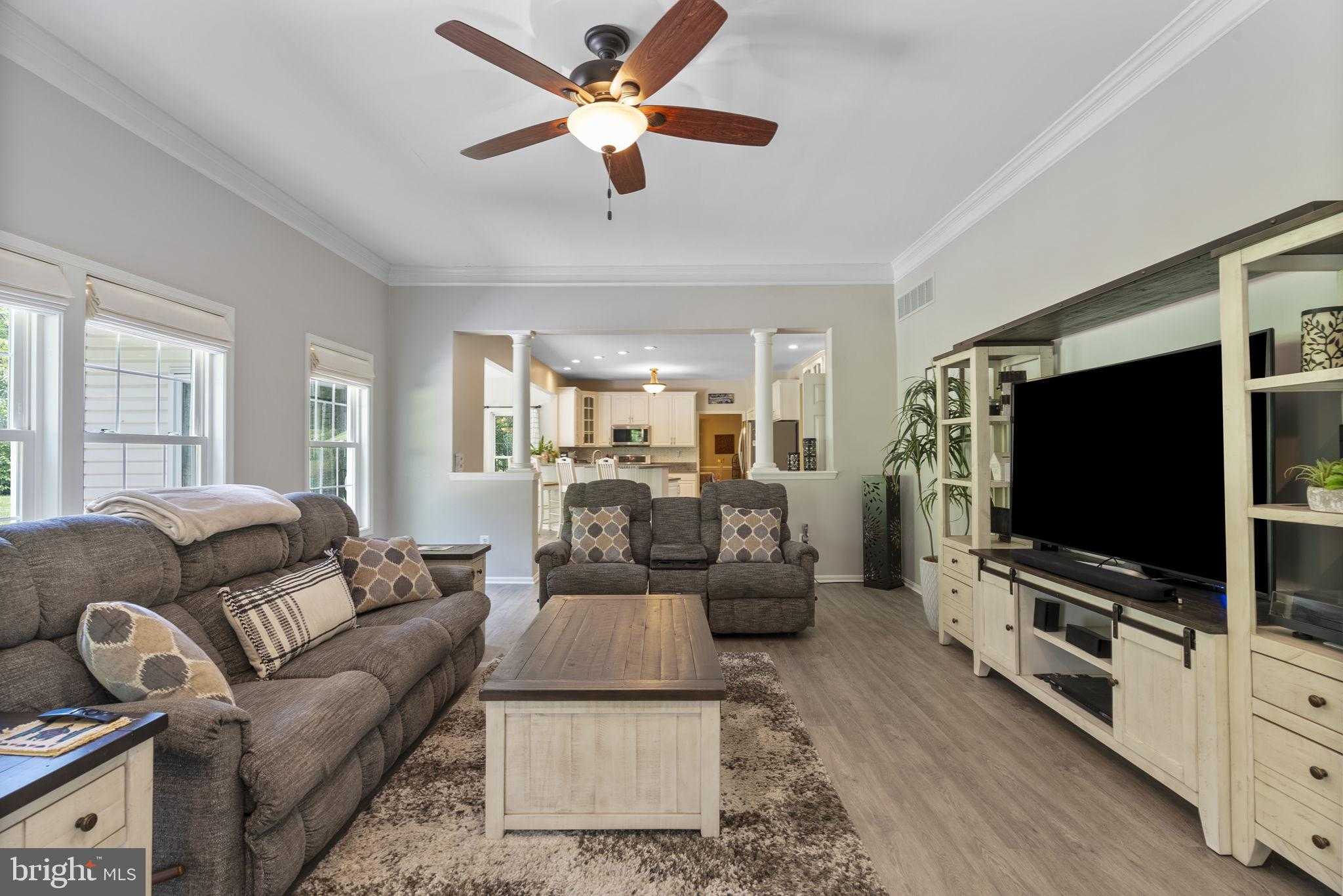 1970 Conan Doyle Way photo 21