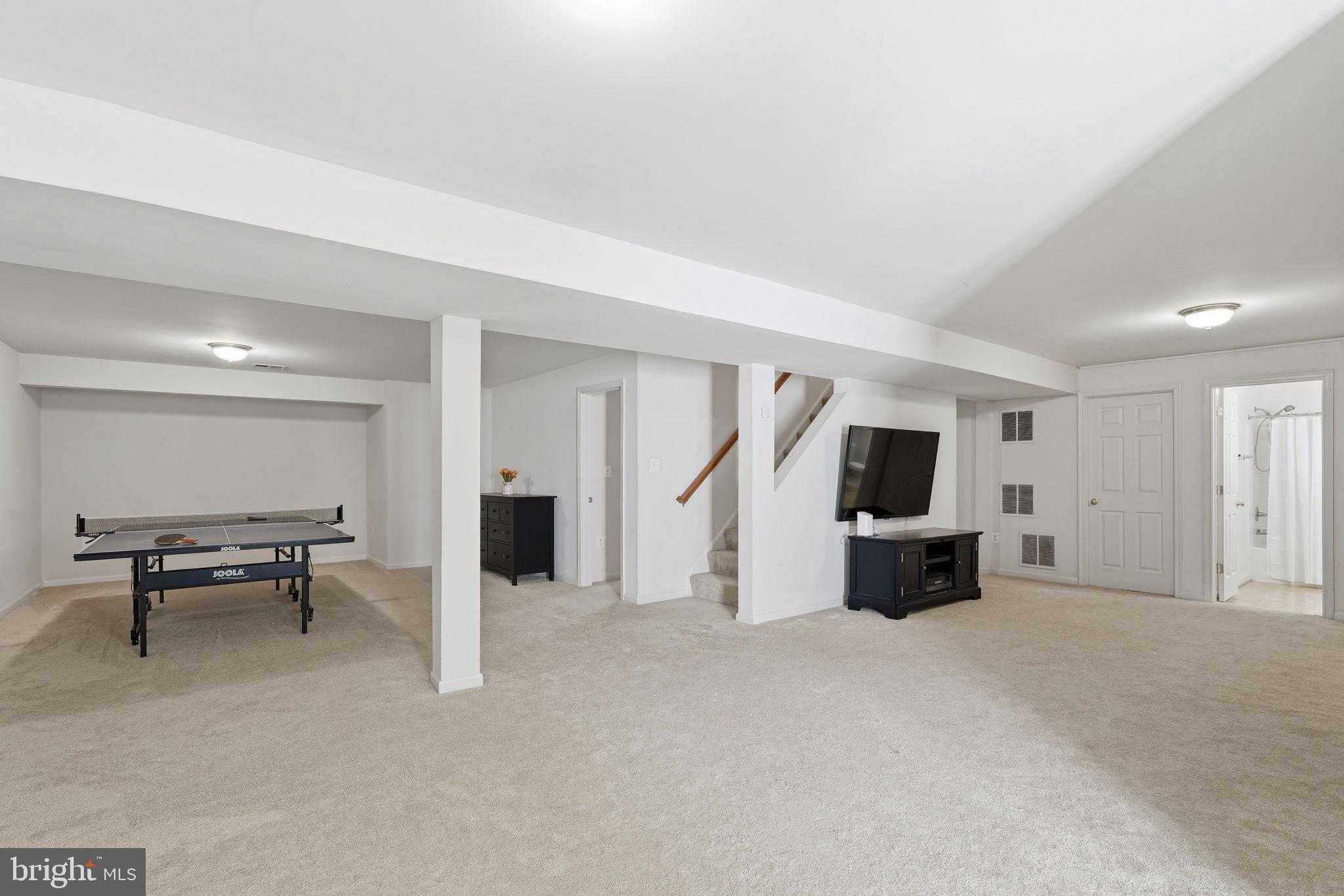 508 E Antietam CT photo 43