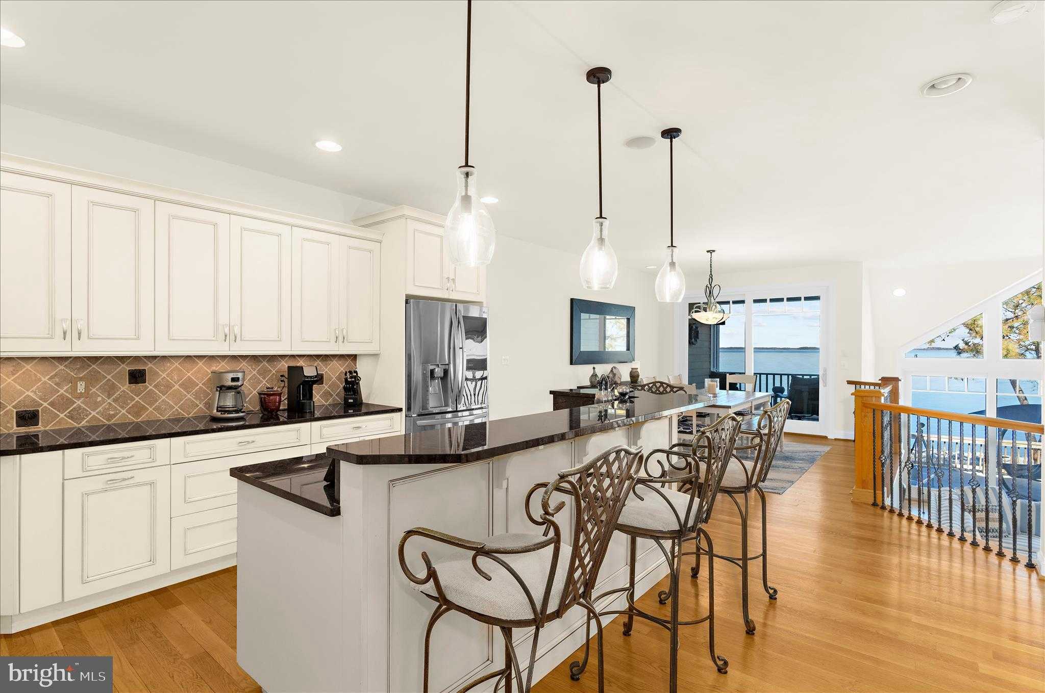 518 Narrows Pointe Dr photo 13