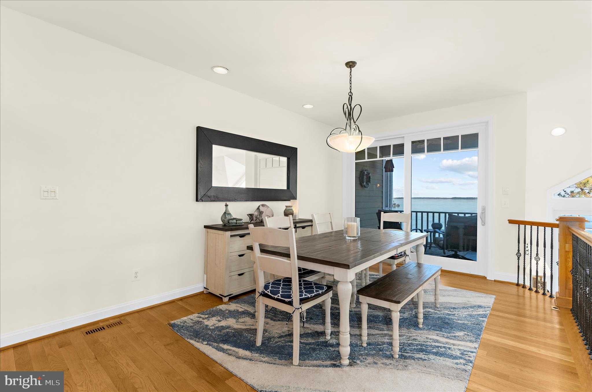 518 Narrows Pointe Dr photo 15