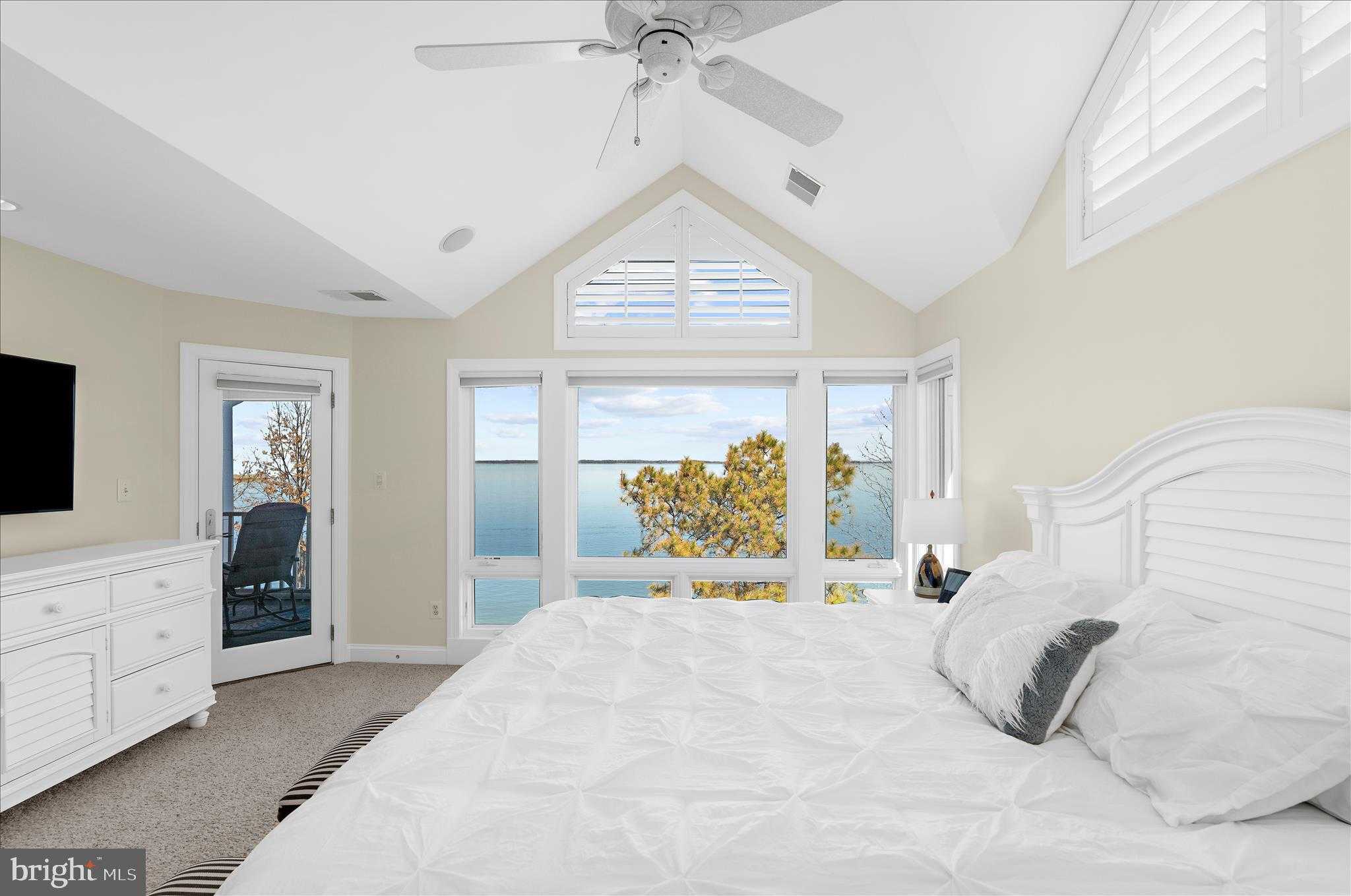 518 Narrows Pointe Dr photo 23