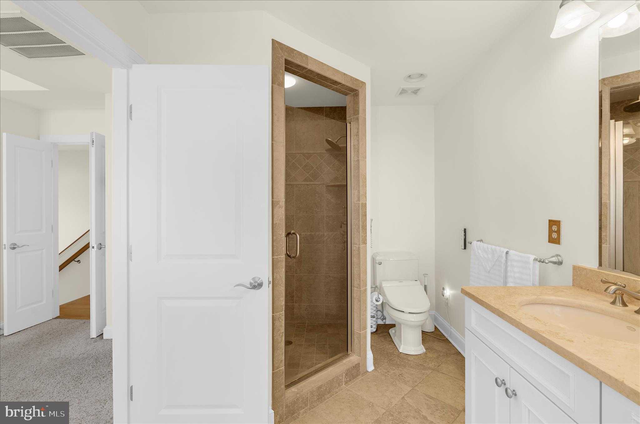 518 Narrows Pointe Dr photo 27