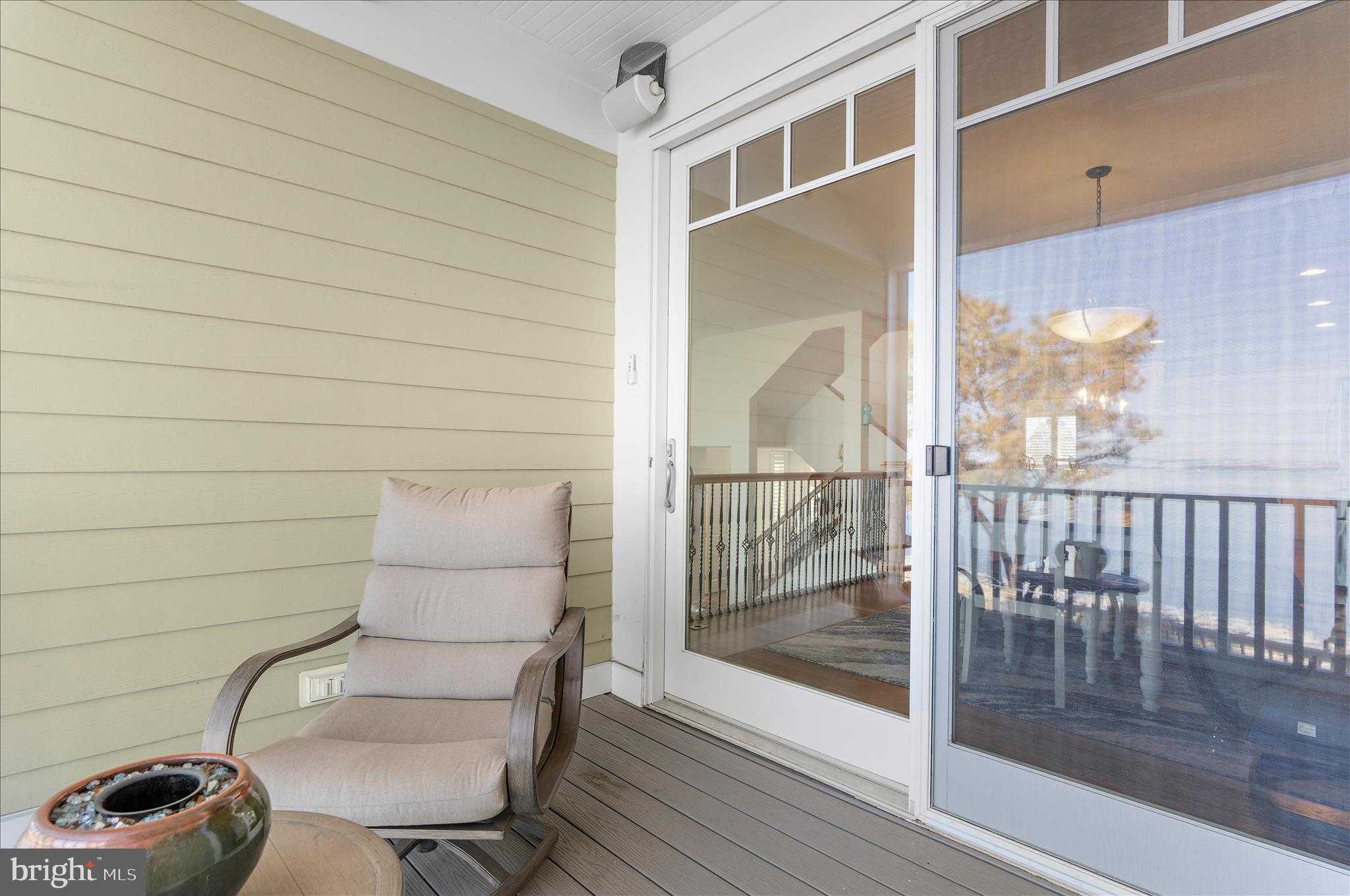 518 Narrows Pointe Dr photo 31