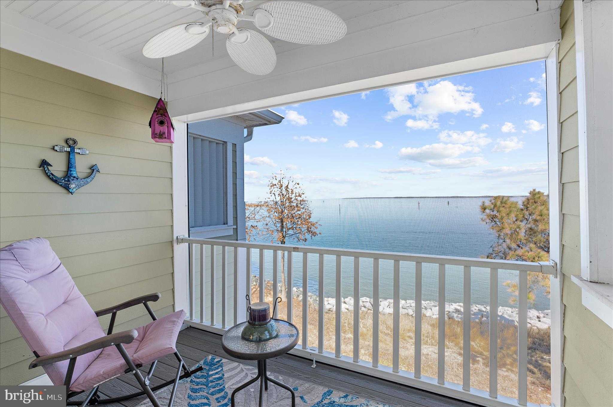 518 Narrows Pointe Dr photo 32