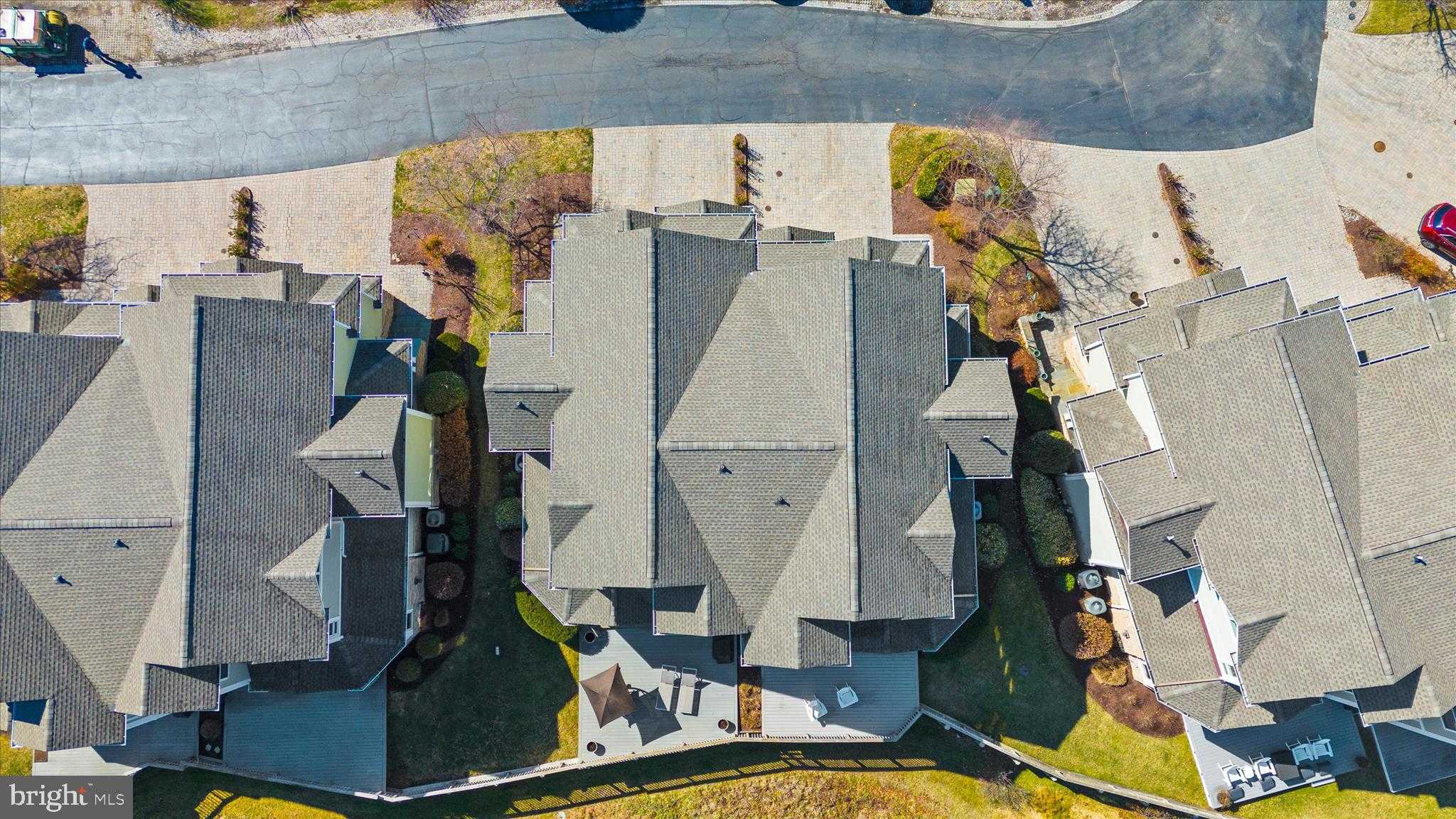 518 Narrows Pointe Dr photo 43