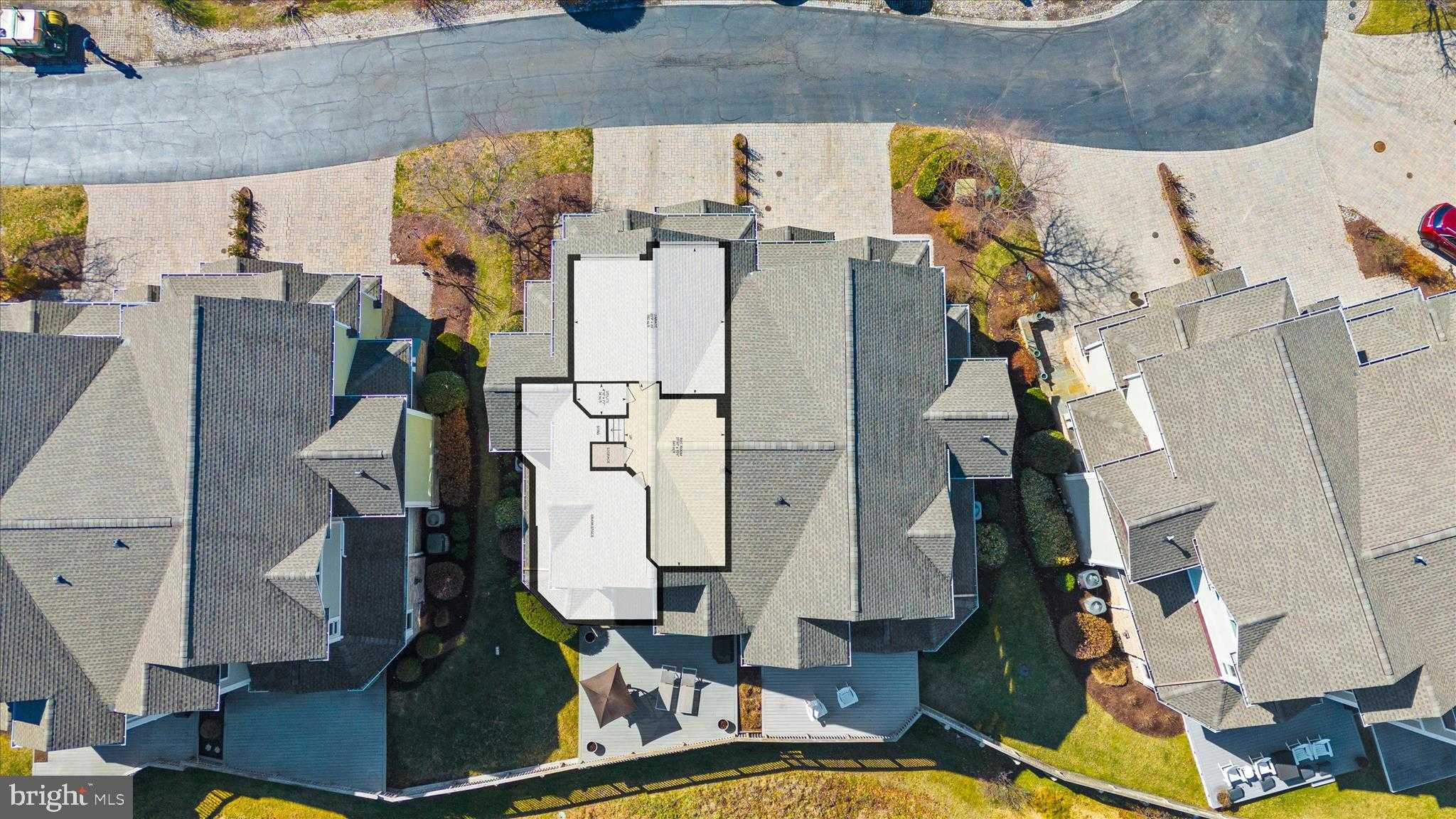 518 Narrows Pointe Dr photo 54