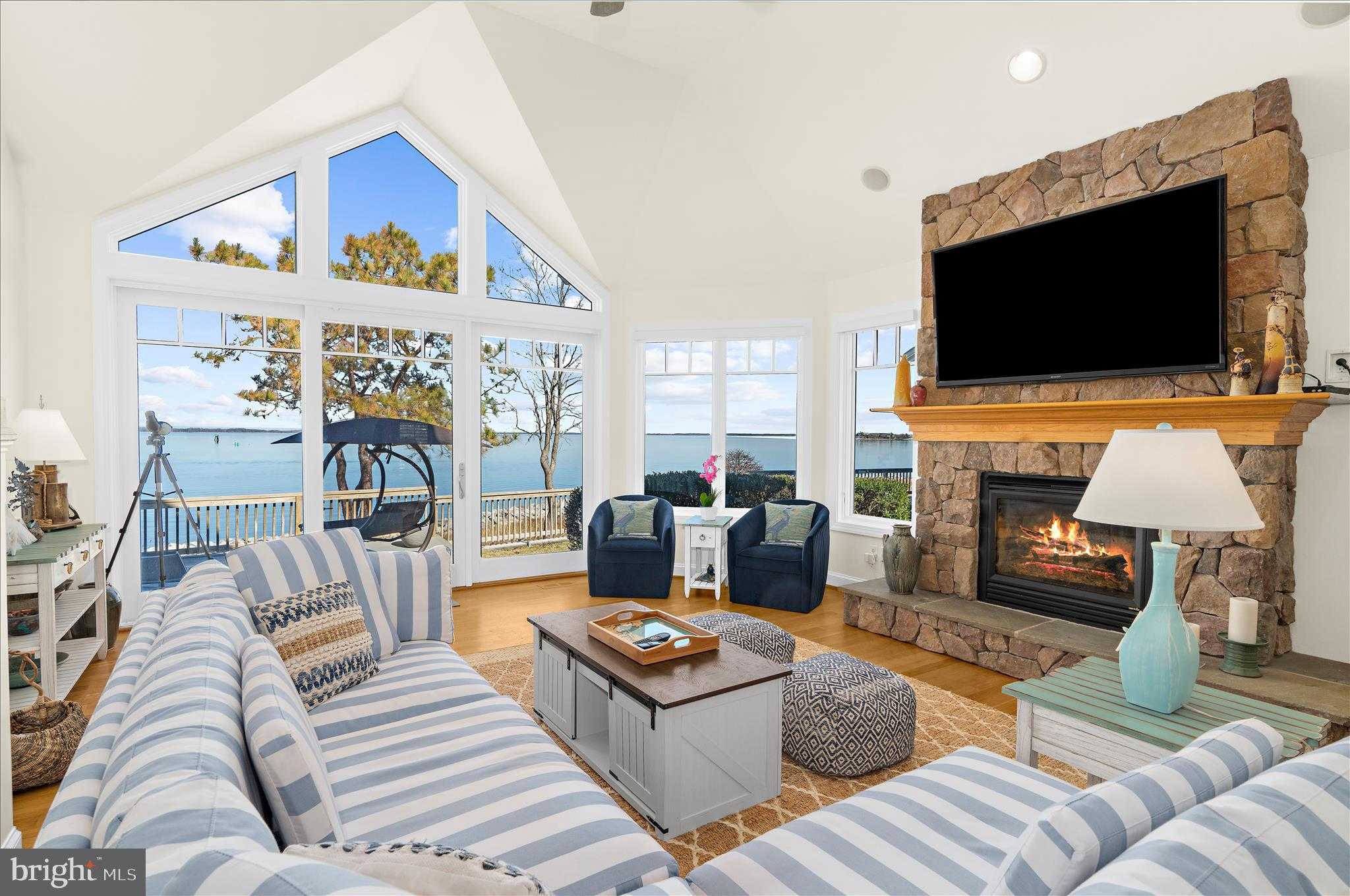 518 Narrows Pointe Dr photo 9