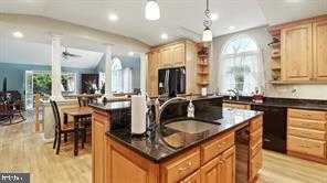 1902 Stirrup Ln photo 4