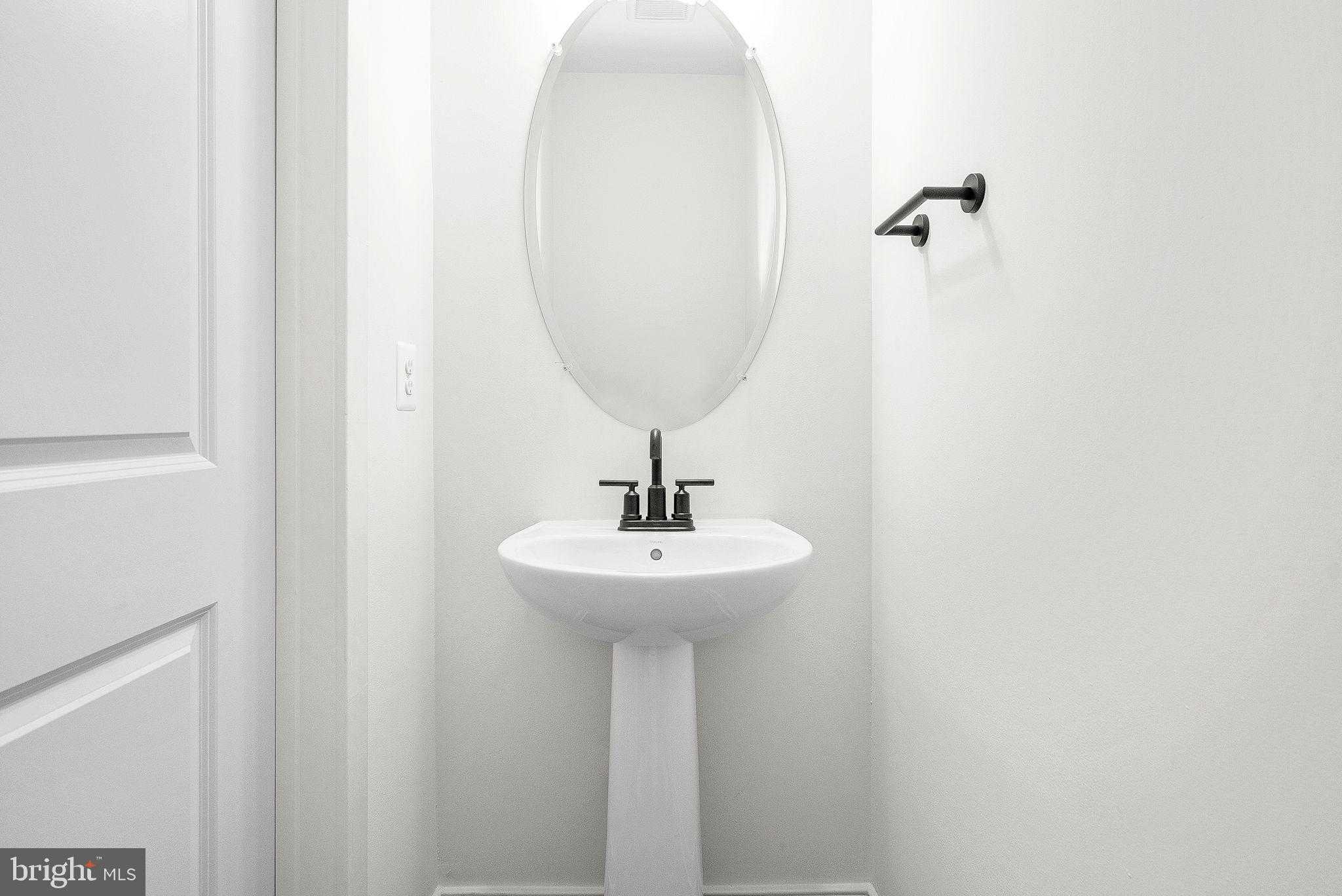 43841 Venetian Sq photo 13