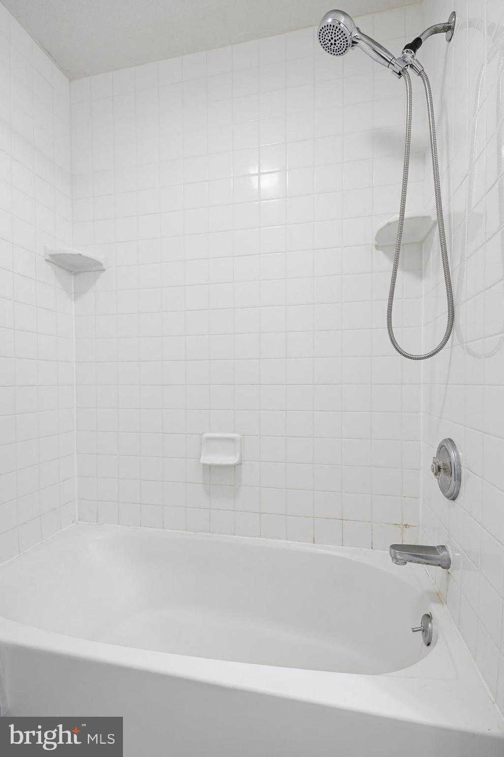 770 N 32nd St photo 19