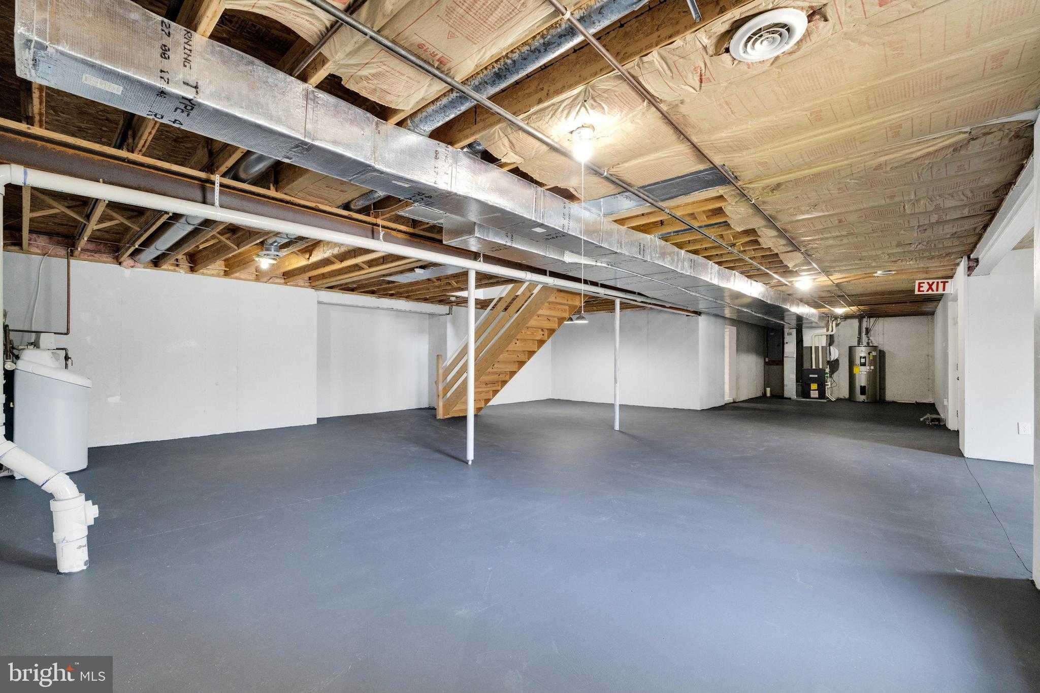 18 Ridge Crest Dr photo 40