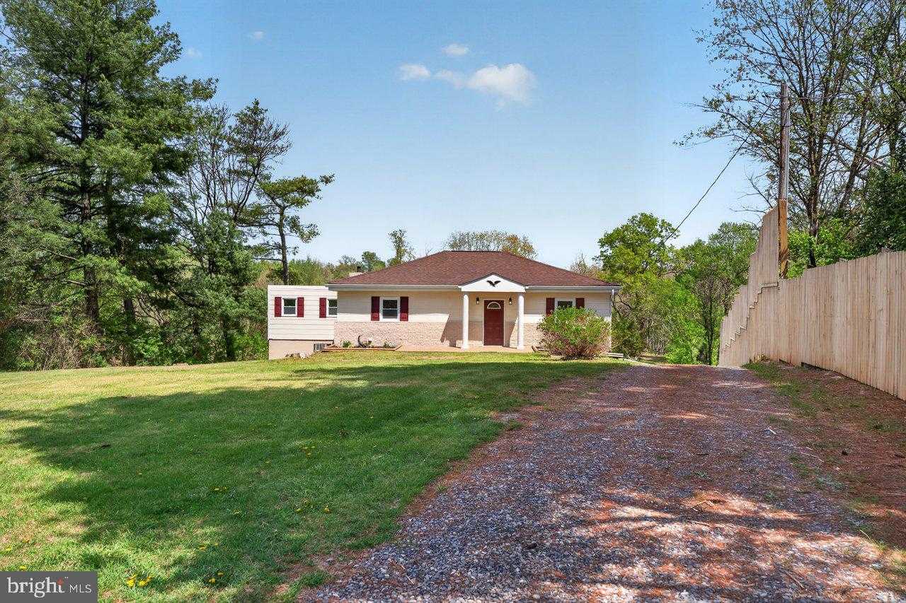 782 Shipyard Rd photo 2